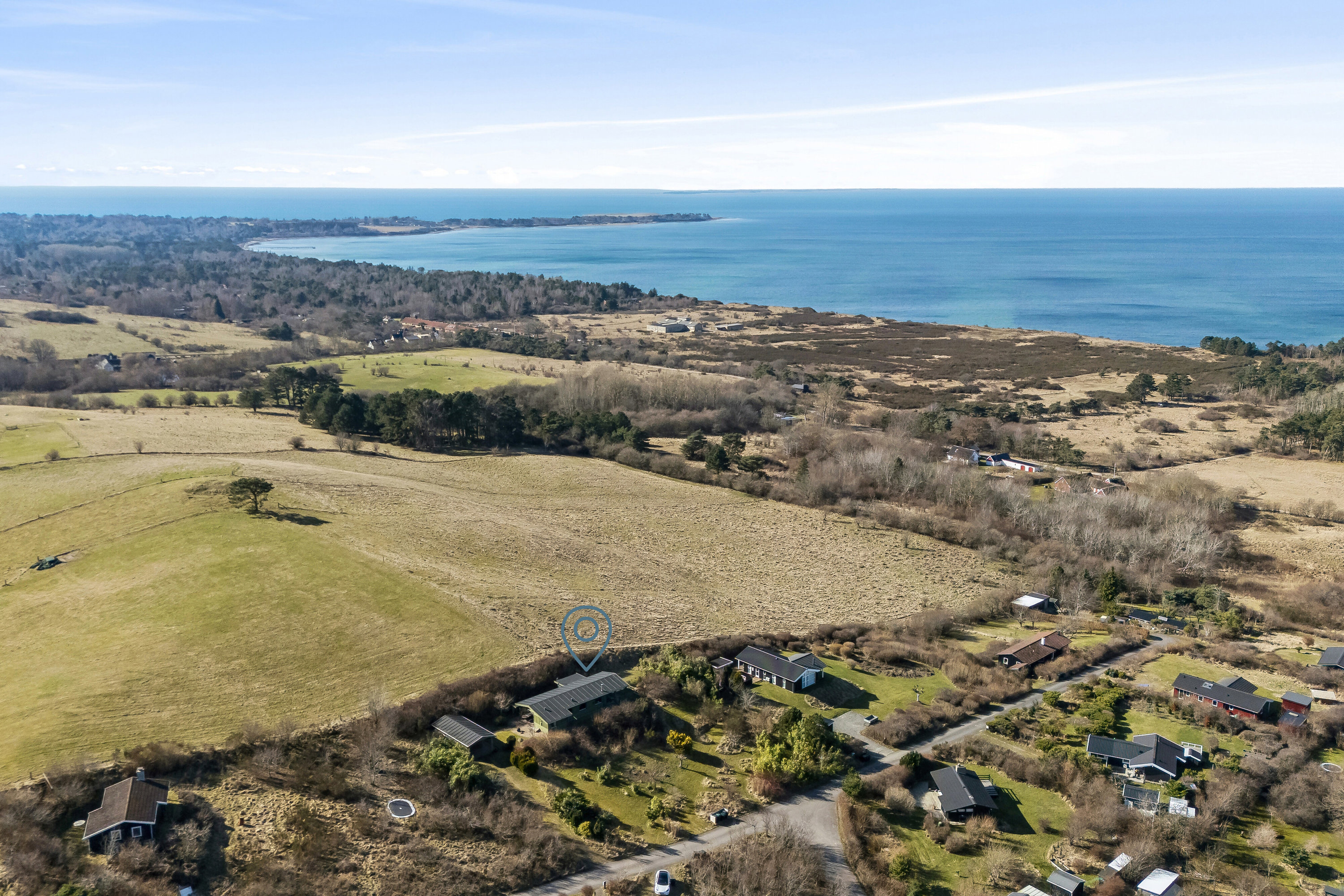 Fremhævet luftfoto billede i fuldskærmstilstand. Billede af Varhøj 15, Veddinge, 4540 Fårevejle