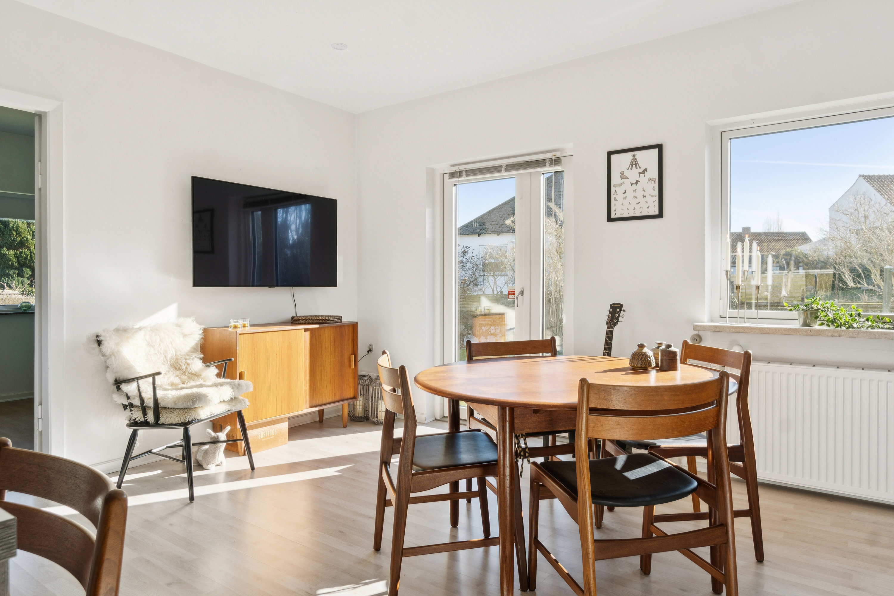 Fremhævet spisestue billede i fuldskærmstilstand. Billede af Manøvej 10, 4700 Næstved