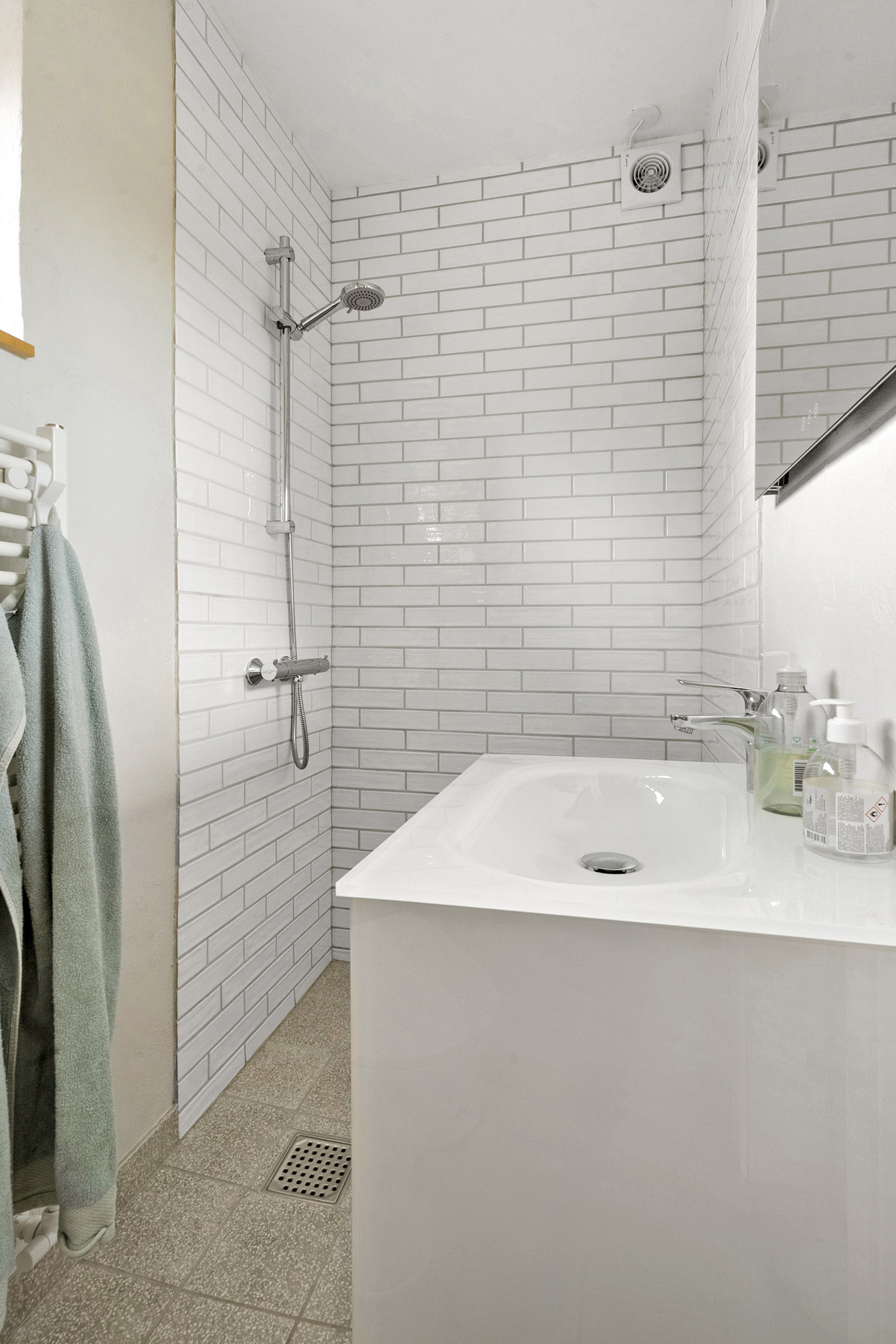 Fremhævet badeværelse billede i fuldskærmstilstand. Billede af H.C. Lumbyes Vej 151, Lumby, 5270 Odense N