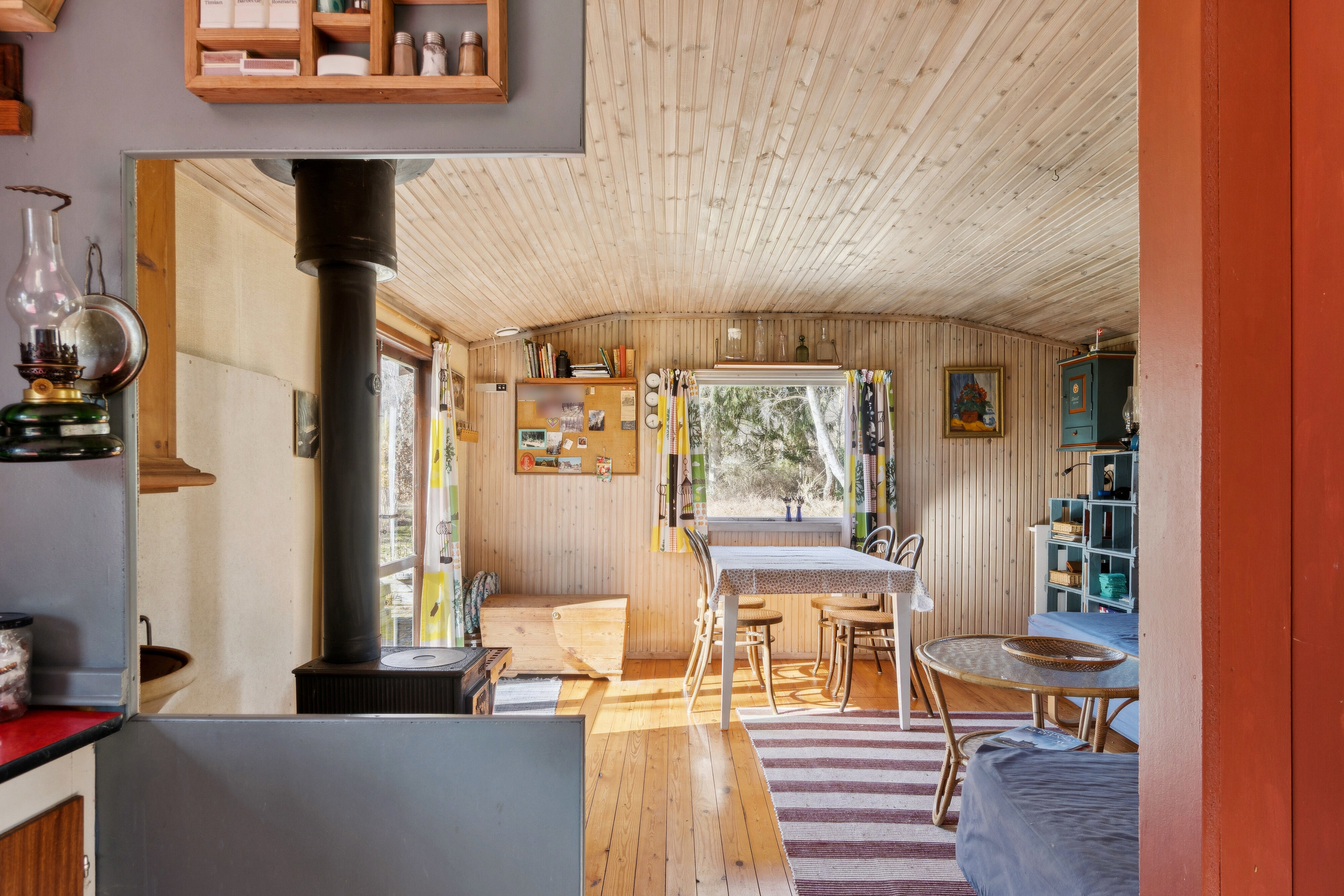 Fremhævet stue billede i fuldskærmstilstand. Billede af Ryagervej 41, Sandet, 3300 Frederiksværk