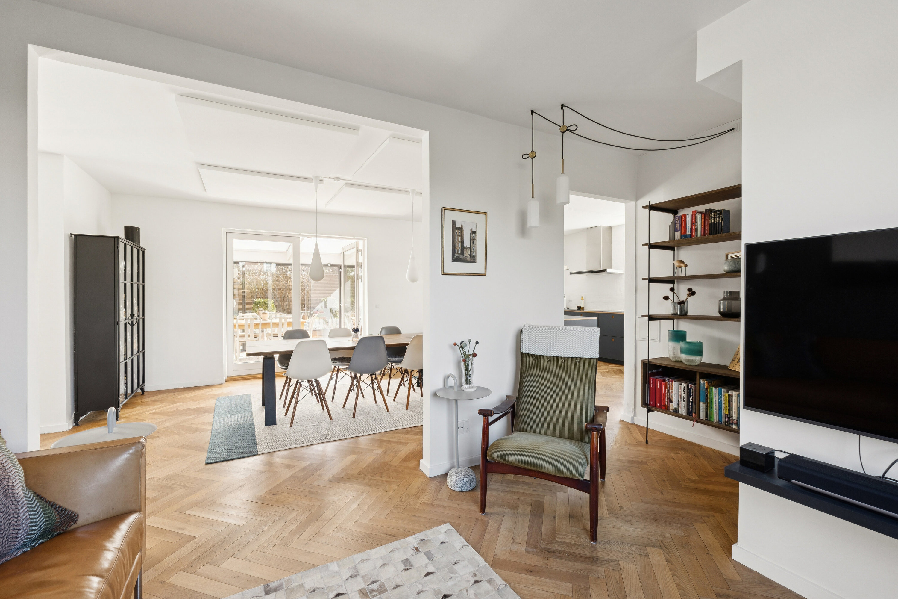 Fremhævet disp. rum billede i fuldskærmstilstand. Billede af Karise Alle 5, 2650 Hvidovre