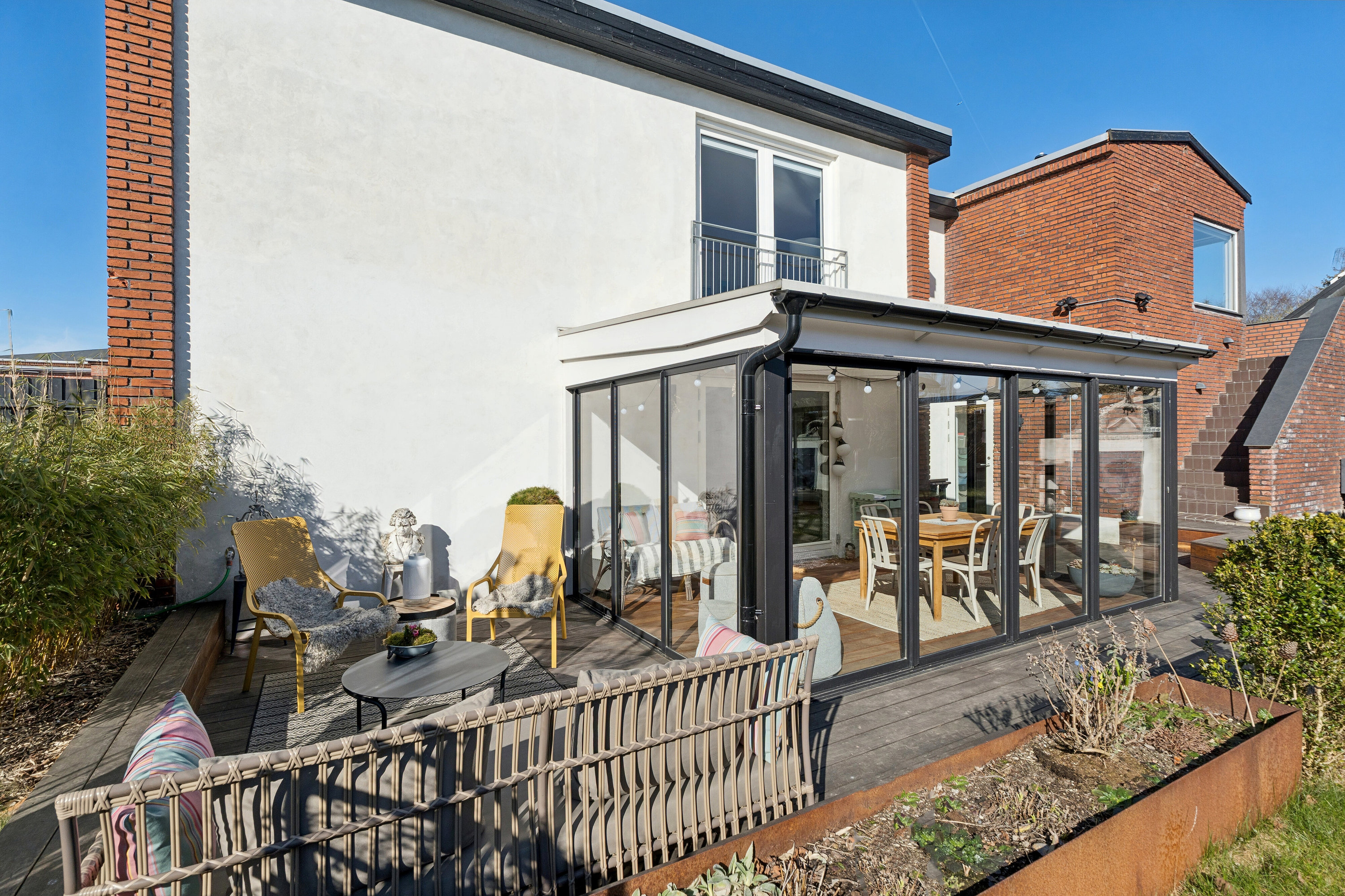 Fremhævet udendørs billede i fuldskærmstilstand. Billede af Karise Alle 5, 2650 Hvidovre