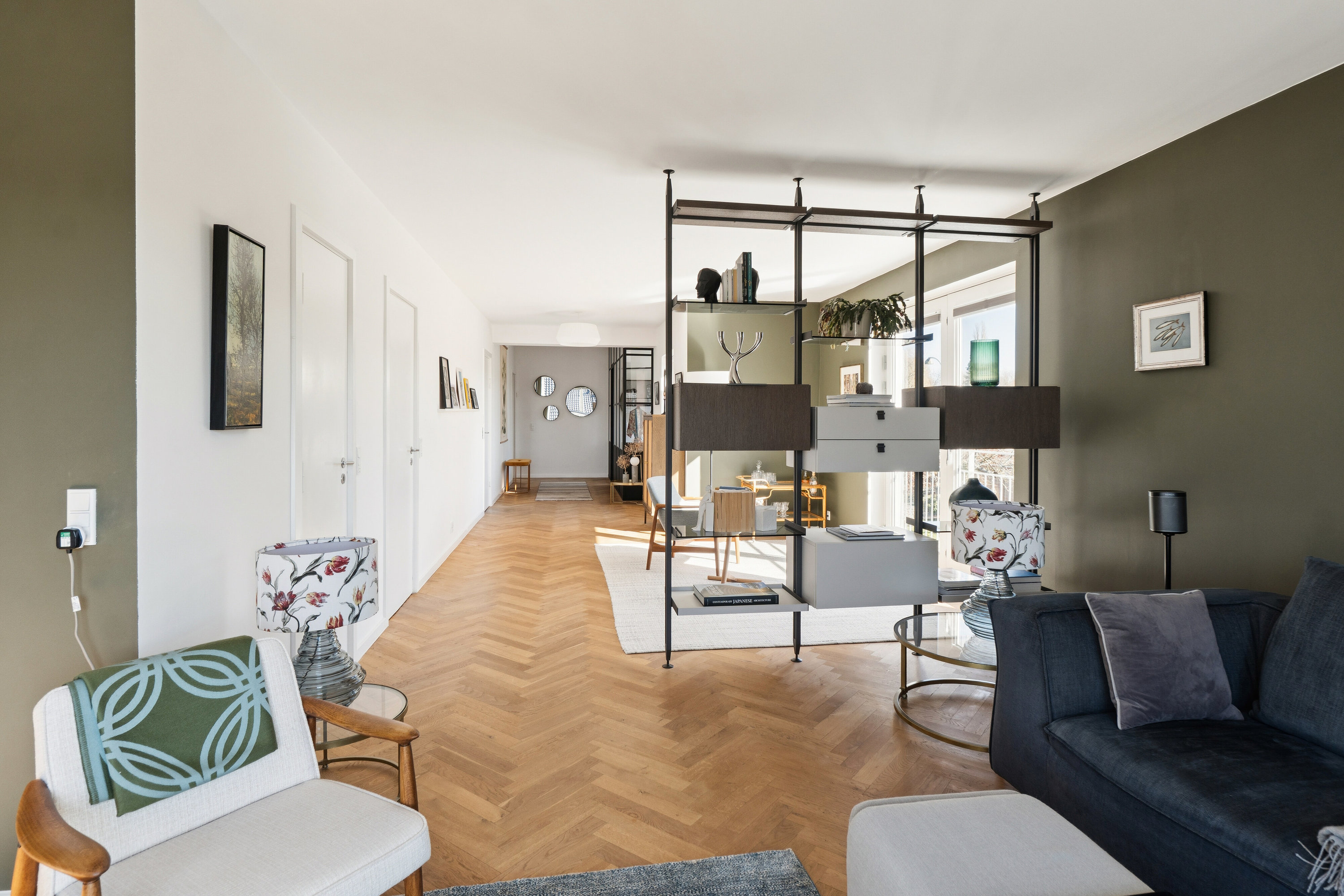 Fremhævet stue billede i fuldskærmstilstand. Billede af Karise Alle 5, 2650 Hvidovre