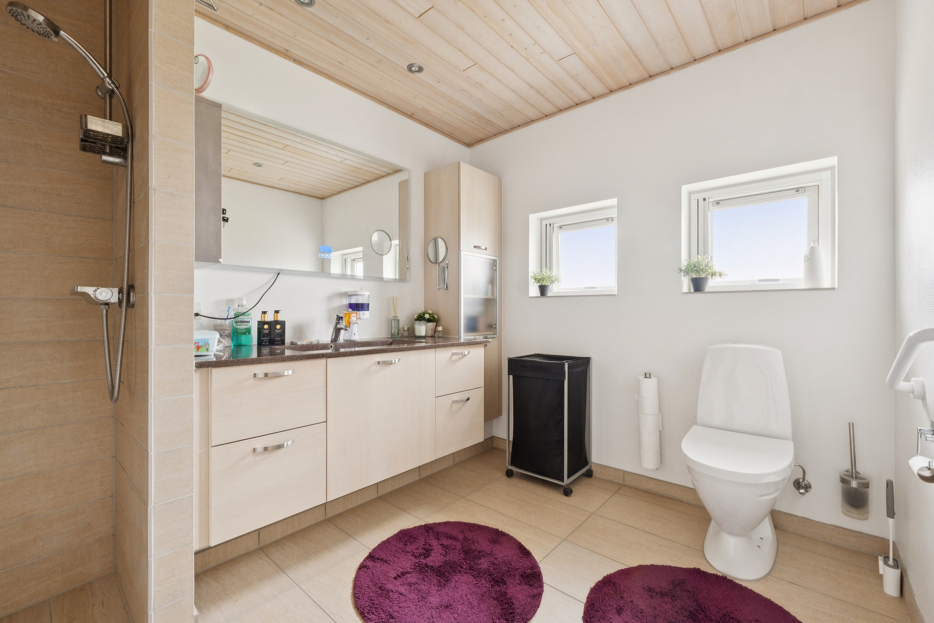 Fremhævet badeværelse billede i fuldskærmstilstand. Billede af Ketting Parkvej 69, 8462 Harlev J