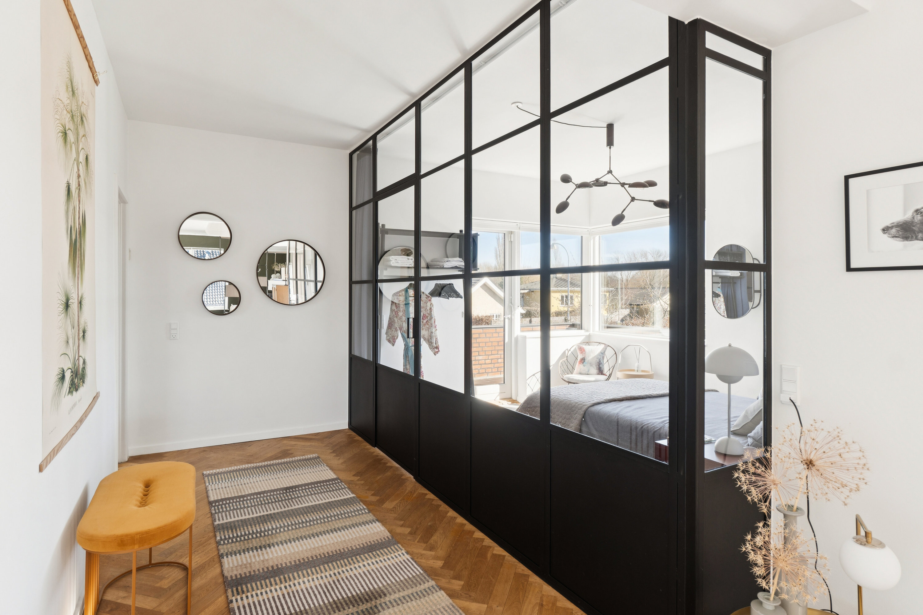 Fremhævet gang billede i fuldskærmstilstand. Billede af Karise Alle 5, 2650 Hvidovre