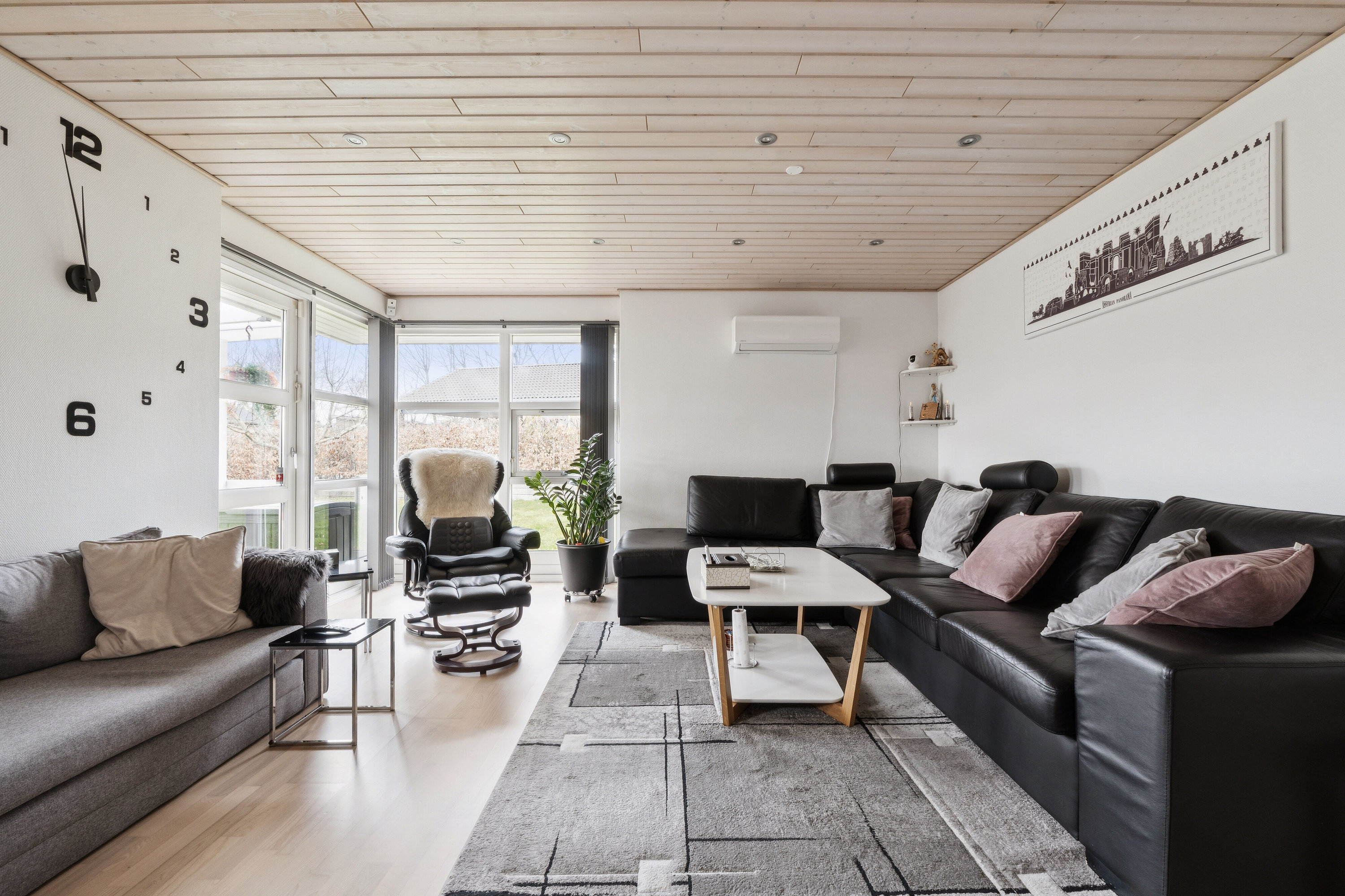 Fremhævet stue billede i fuldskærmstilstand. Billede af Ketting Parkvej 69, 8462 Harlev J