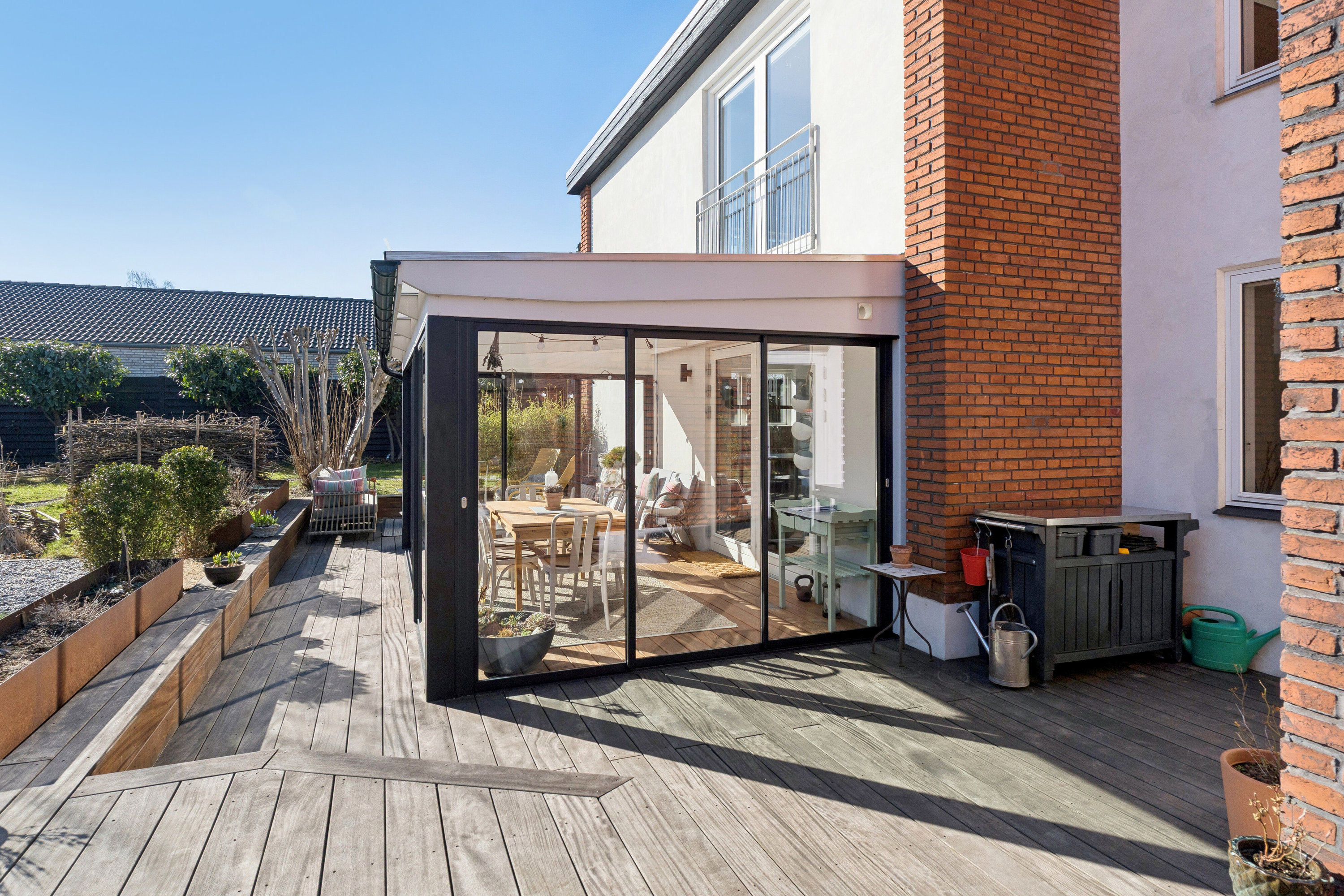 Fremhævet udendørs billede i fuldskærmstilstand. Billede af Karise Alle 5, 2650 Hvidovre