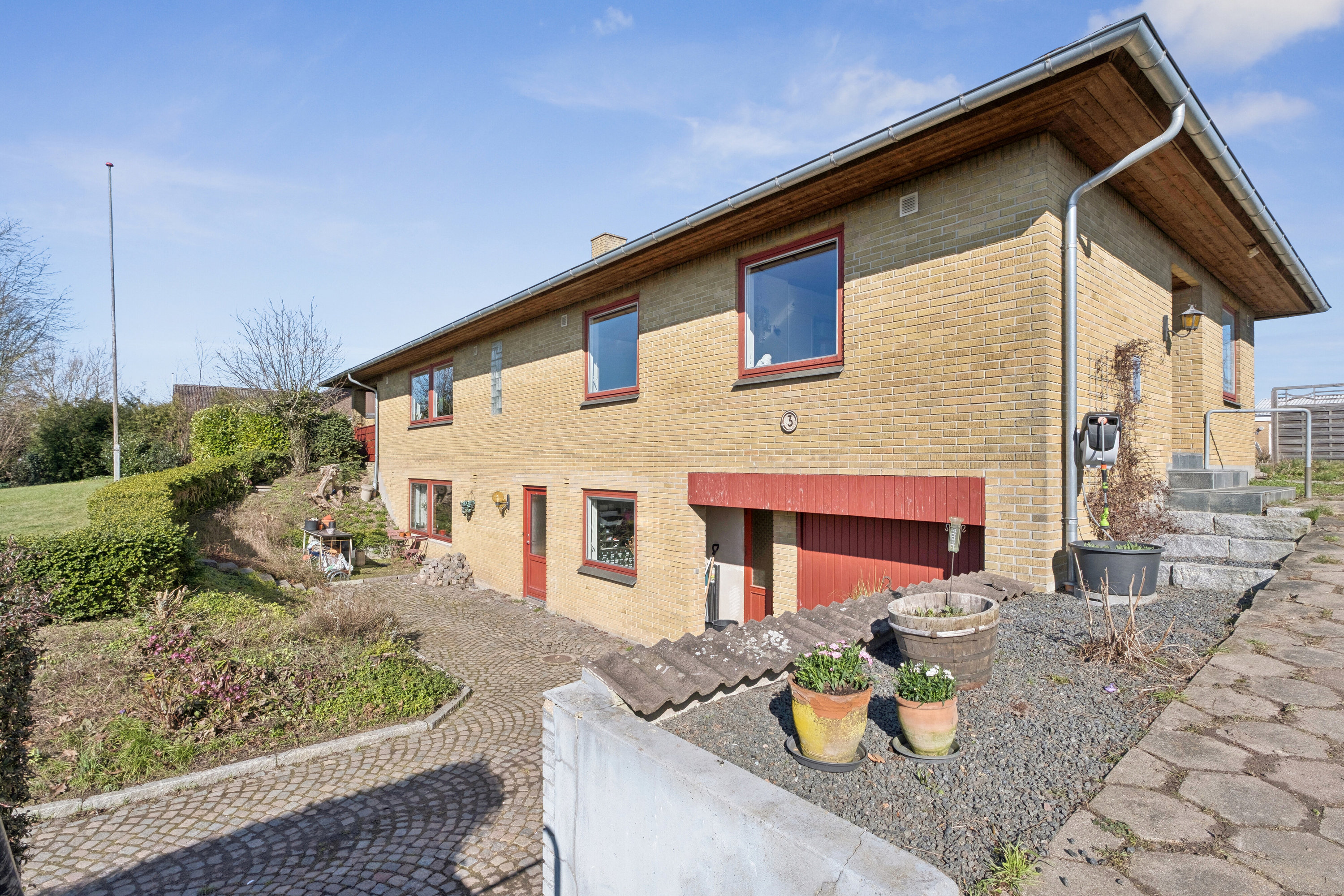 Fremhævet set fra haven billede i fuldskærmstilstand. Billede af Rødkælkevej 3, 4250 Fuglebjerg