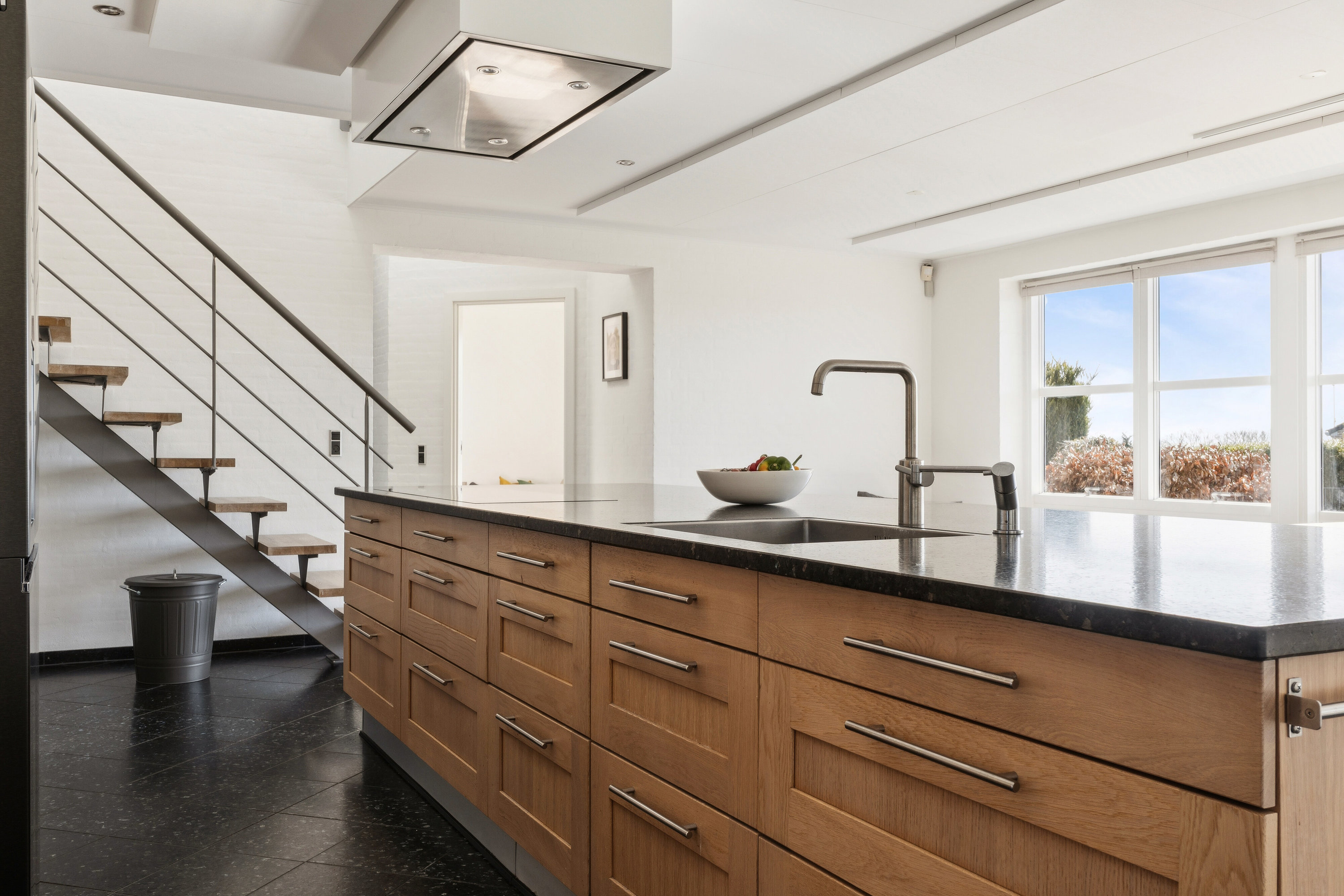 Fremhævet køkken billede i fuldskærmstilstand. Billede af Bakkegårdsvej 29, Kollund, 6340 Kruså