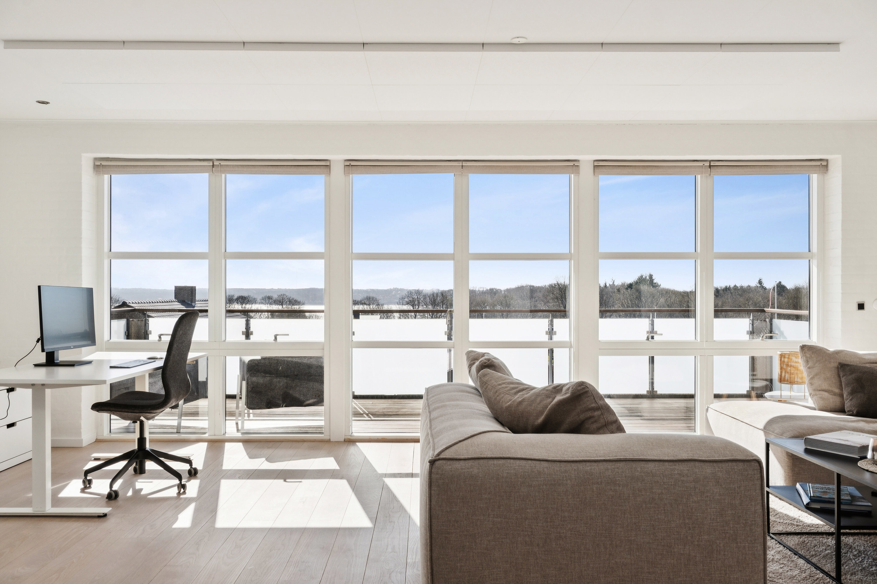 Fremhævet stue billede i fuldskærmstilstand. Billede af Bakkegårdsvej 29, Kollund, 6340 Kruså