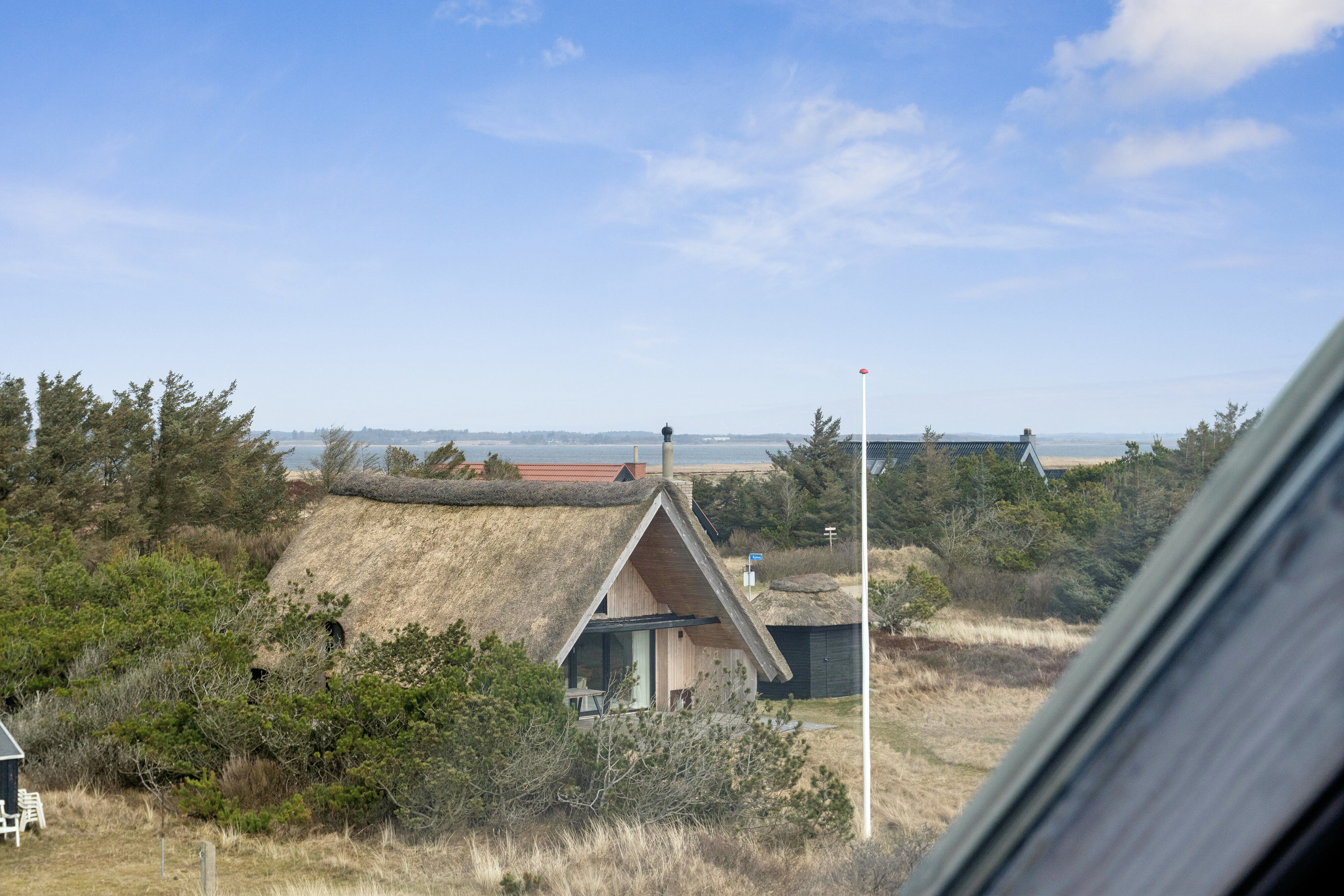 Fremhævet udendørs billede i fuldskærmstilstand. Billede af Rylevej 4, Agger, 7770 Vestervig