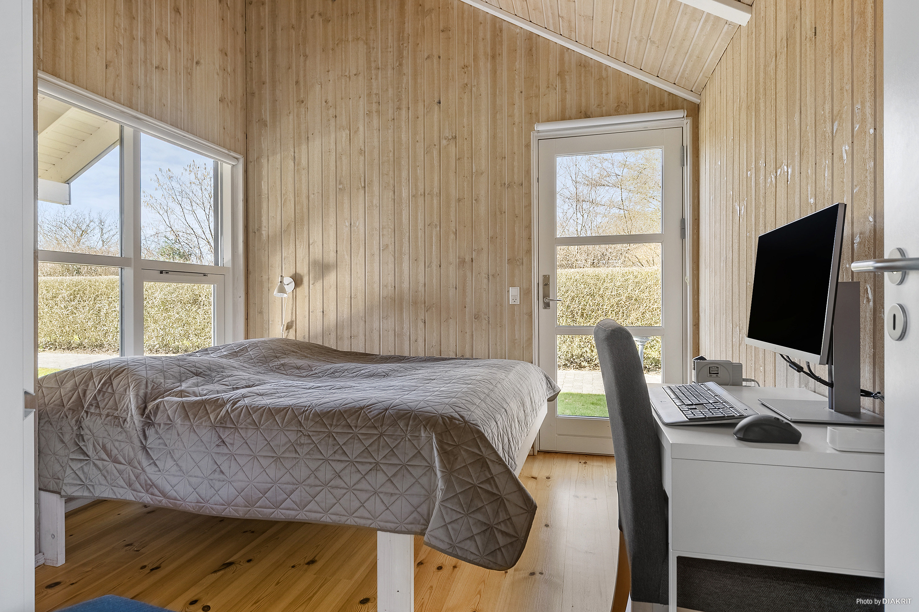 Fremhævet soveværelse billede i fuldskærmstilstand. Billede af Engagervej 47, Dyngby Strand, 8300 Odder