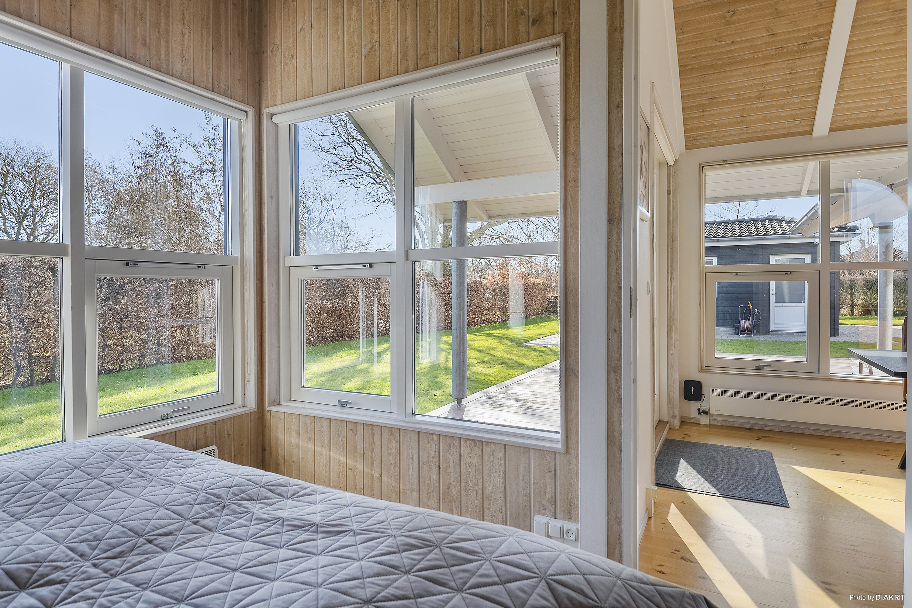 Fremhævet soveværelse billede i fuldskærmstilstand. Billede af Engagervej 47, Dyngby Strand, 8300 Odder