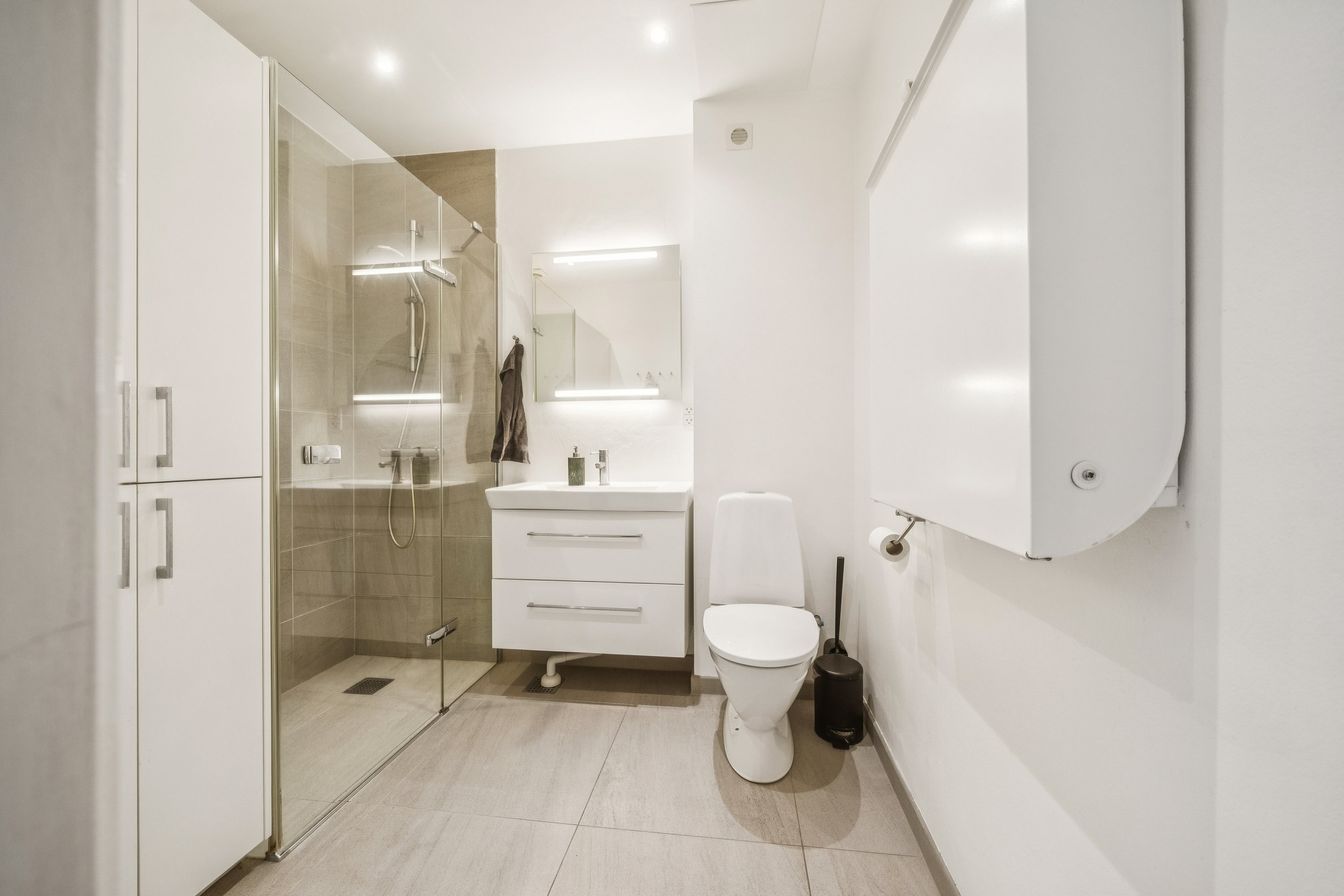 Fremhævet badeværelse billede i fuldskærmstilstand. Billede af Steenstrups Alle 7, 3. th., 1924 Frederiksberg C