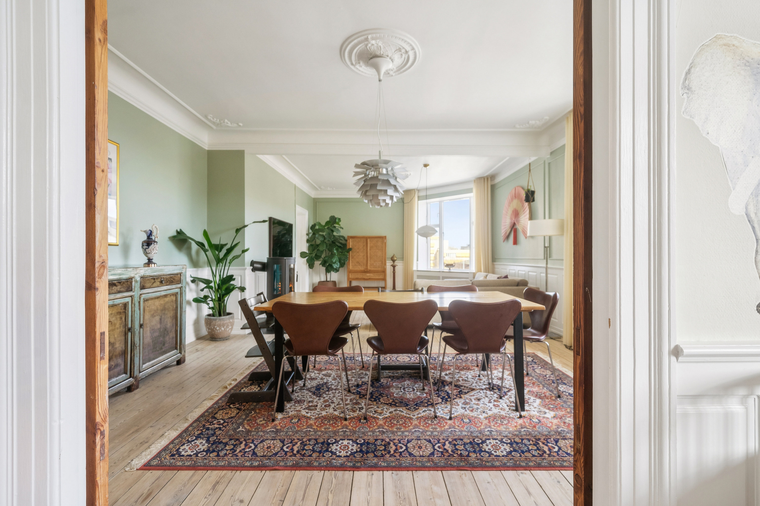 Fremhævet stue billede i fuldskærmstilstand. Billede af Steenstrups Alle 7, 3. th., 1924 Frederiksberg C