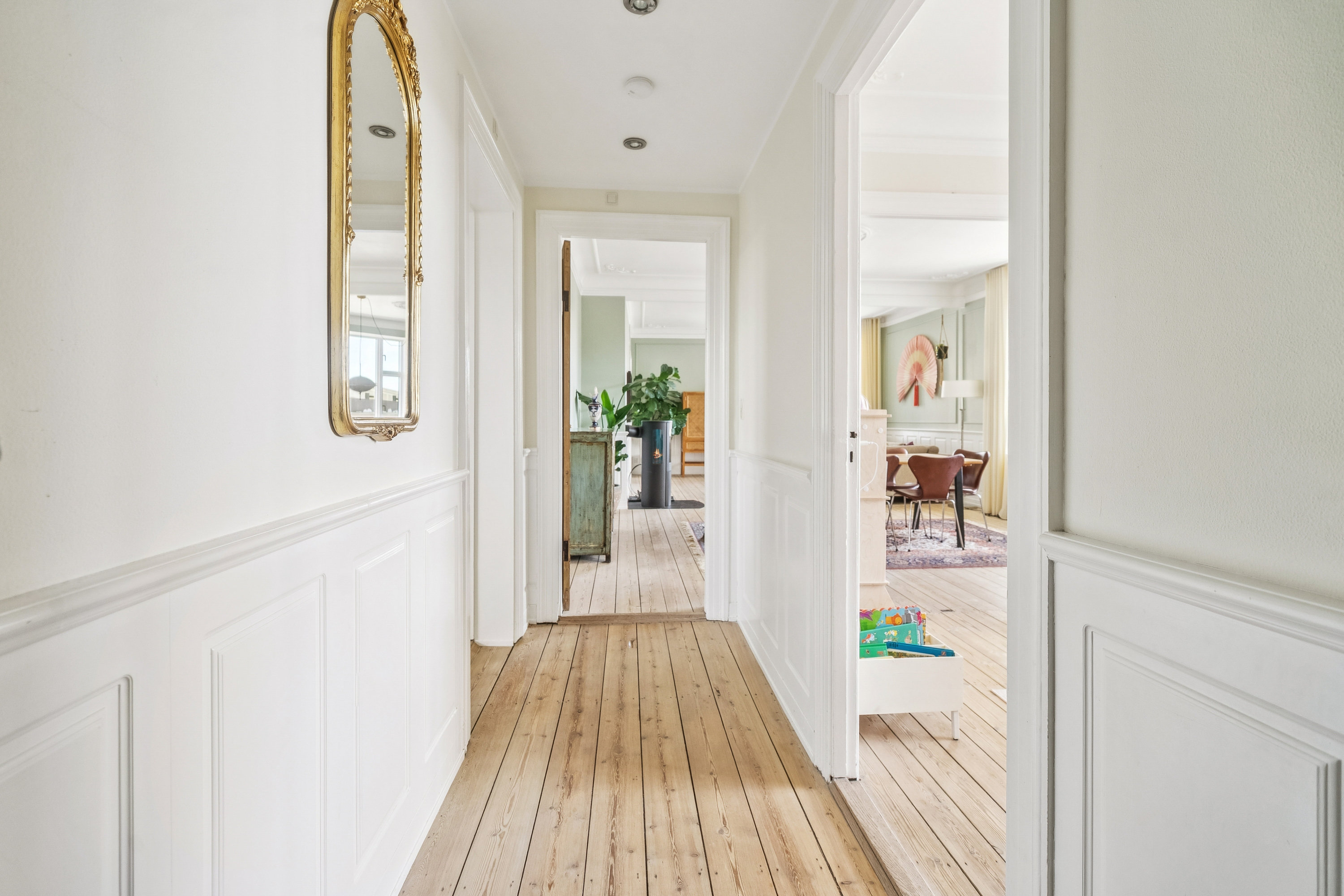 Fremhævet gang billede i fuldskærmstilstand. Billede af Steenstrups Alle 7, 3. th., 1924 Frederiksberg C