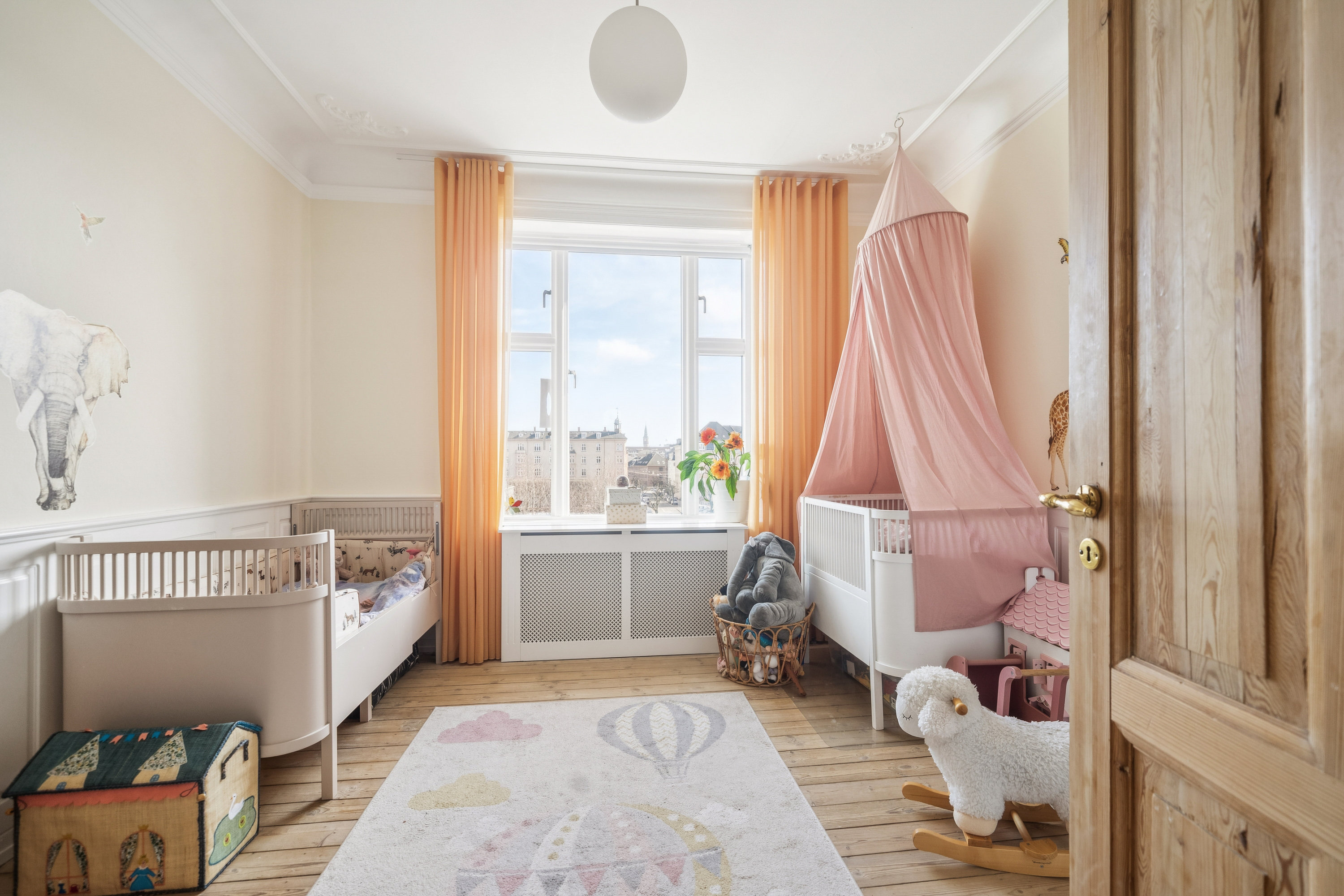 Fremhævet værelse billede i fuldskærmstilstand. Billede af Steenstrups Alle 7, 3. th., 1924 Frederiksberg C