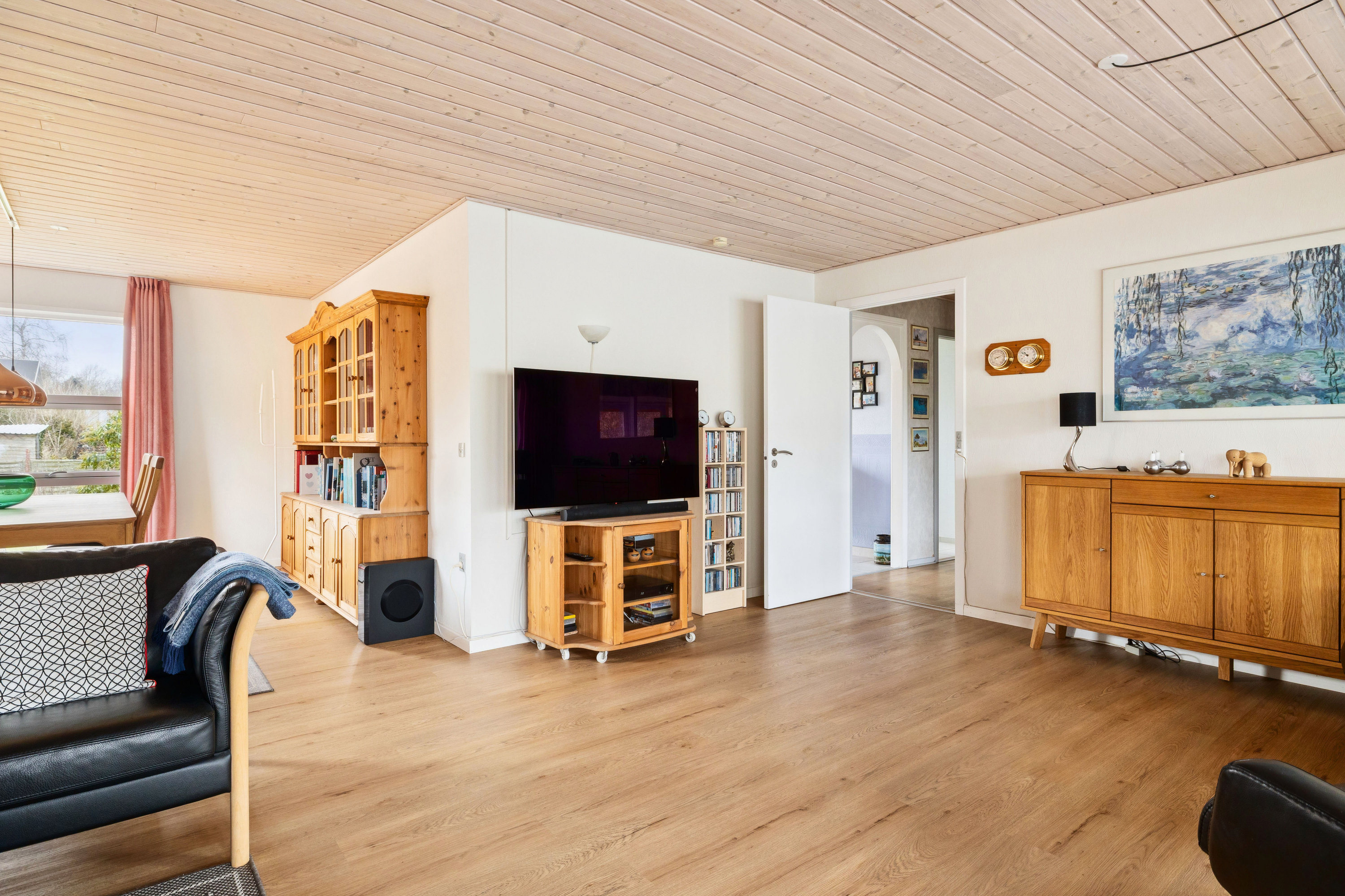 Fremhævet stue billede i fuldskærmstilstand. Billede af Vibevej 9, 9500 Hobro