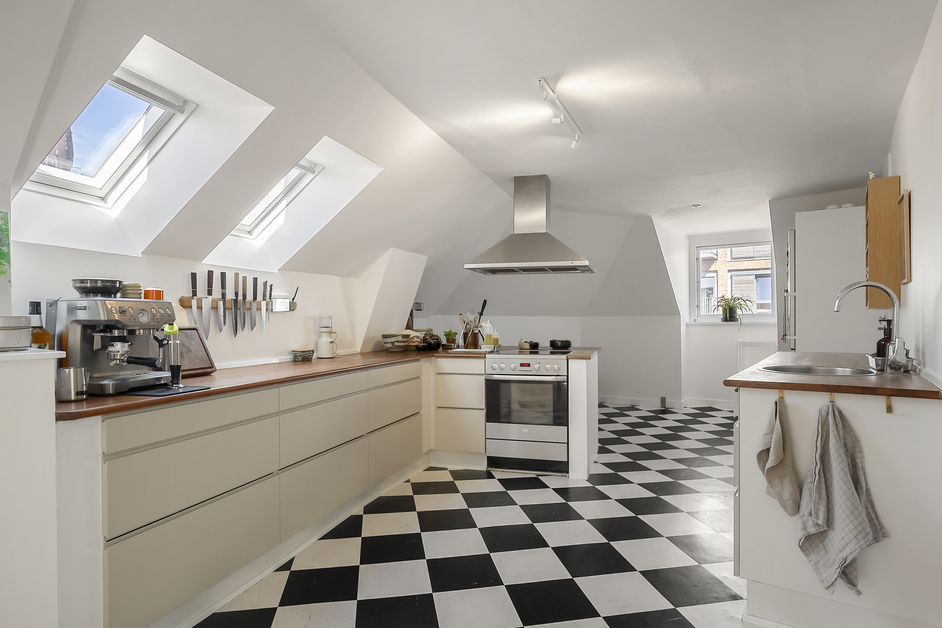 Fremhævet køkken billede i fuldskærmstilstand. Billede af Bredstedgade 16, 3., 5000 Odense C