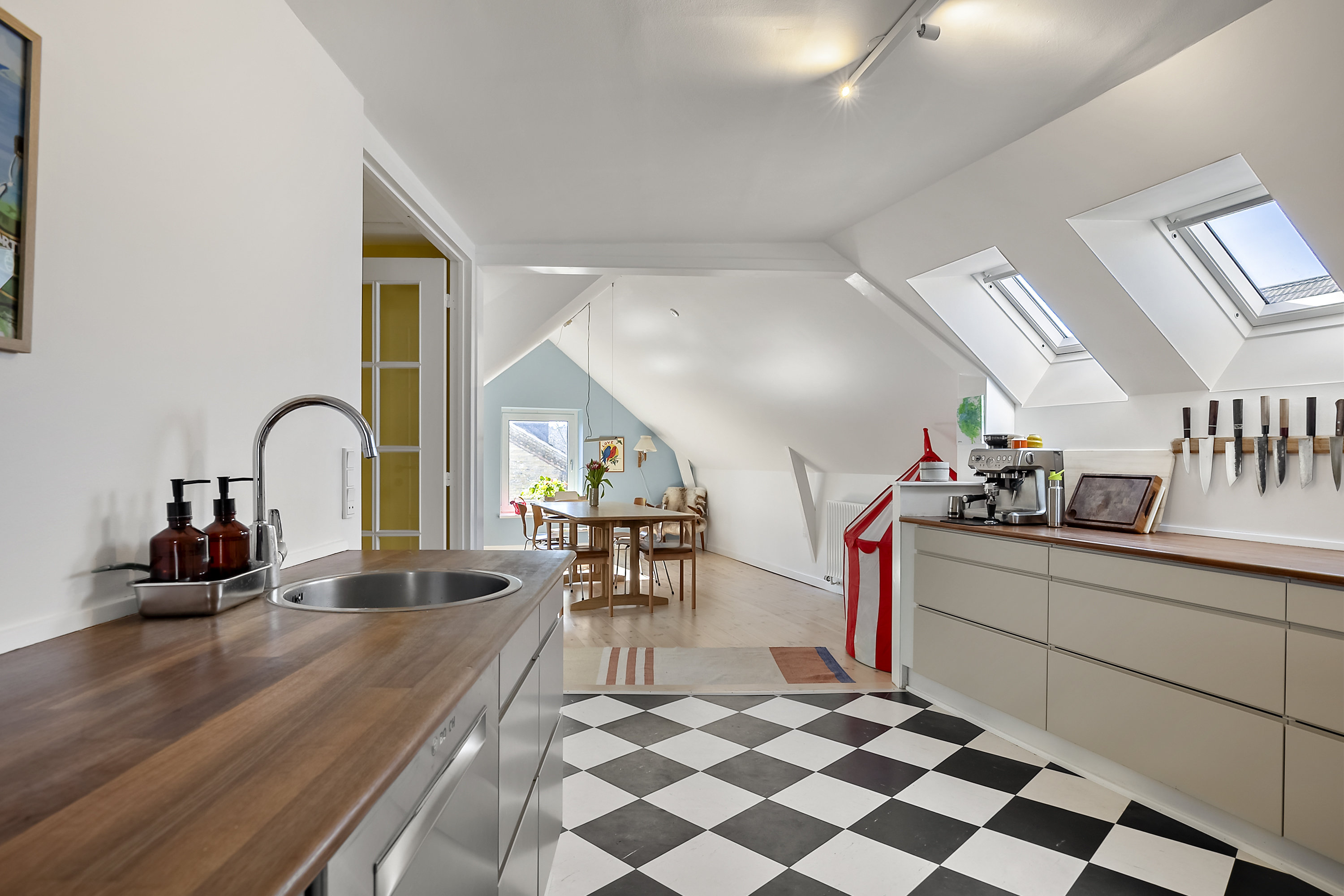 Fremhævet køkken billede i fuldskærmstilstand. Billede af Bredstedgade 16, 3., 5000 Odense C