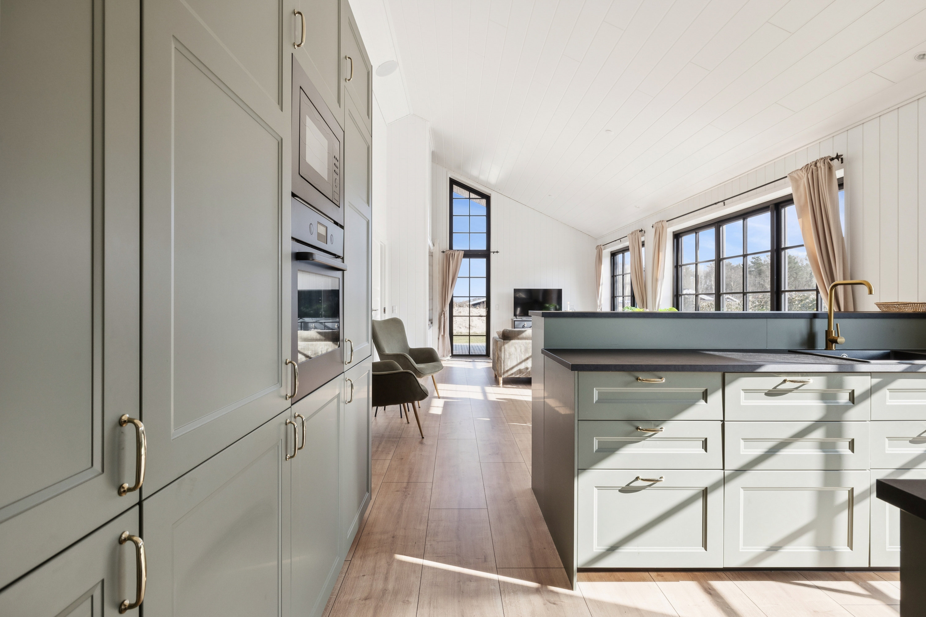 Fremhævet køkken billede i fuldskærmstilstand. Billede af Stenkisten 64, Øster Hurup, 9560 Hadsund