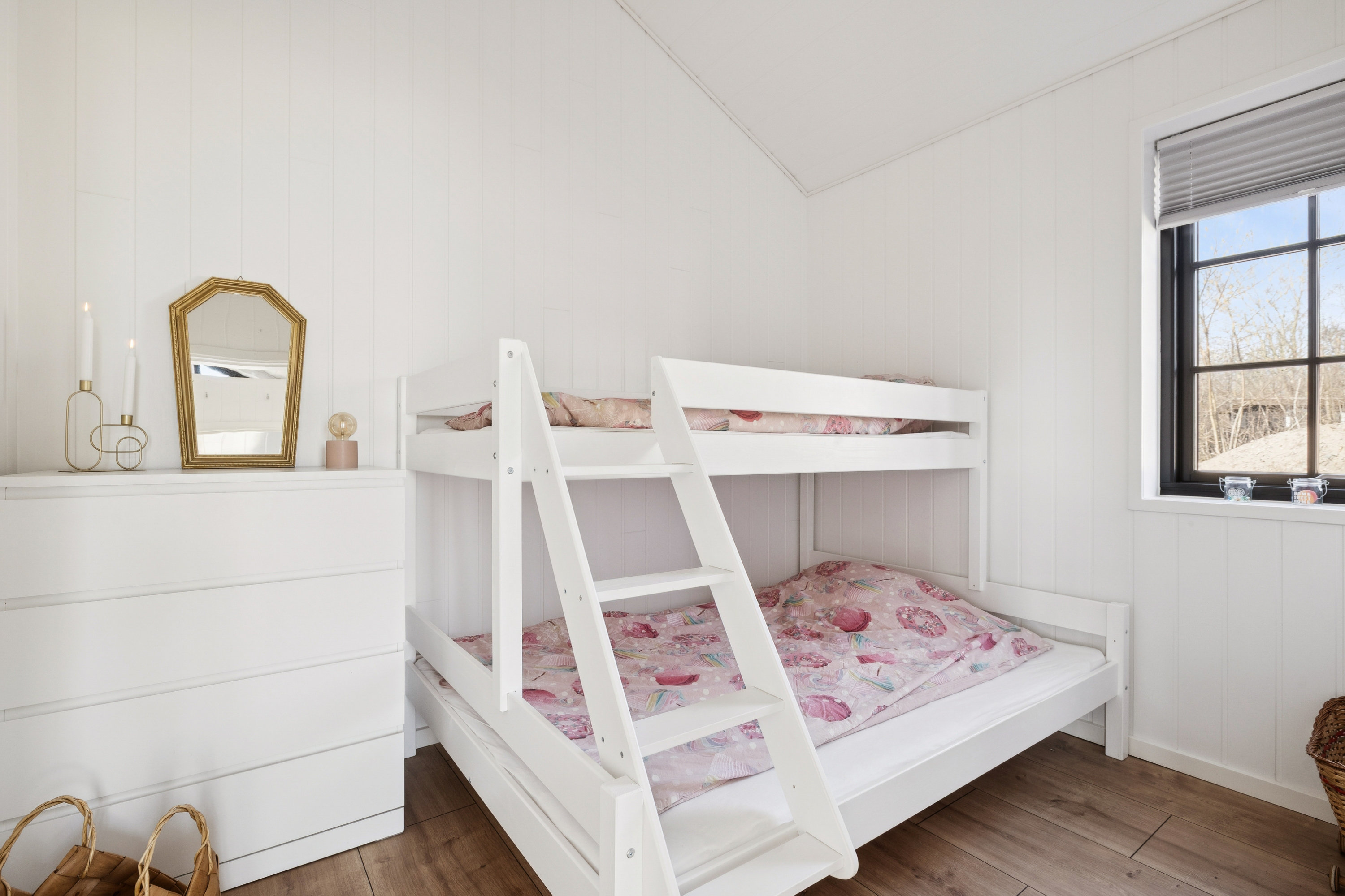 Fremhævet værelse billede i fuldskærmstilstand. Billede af Stenkisten 64, Øster Hurup, 9560 Hadsund