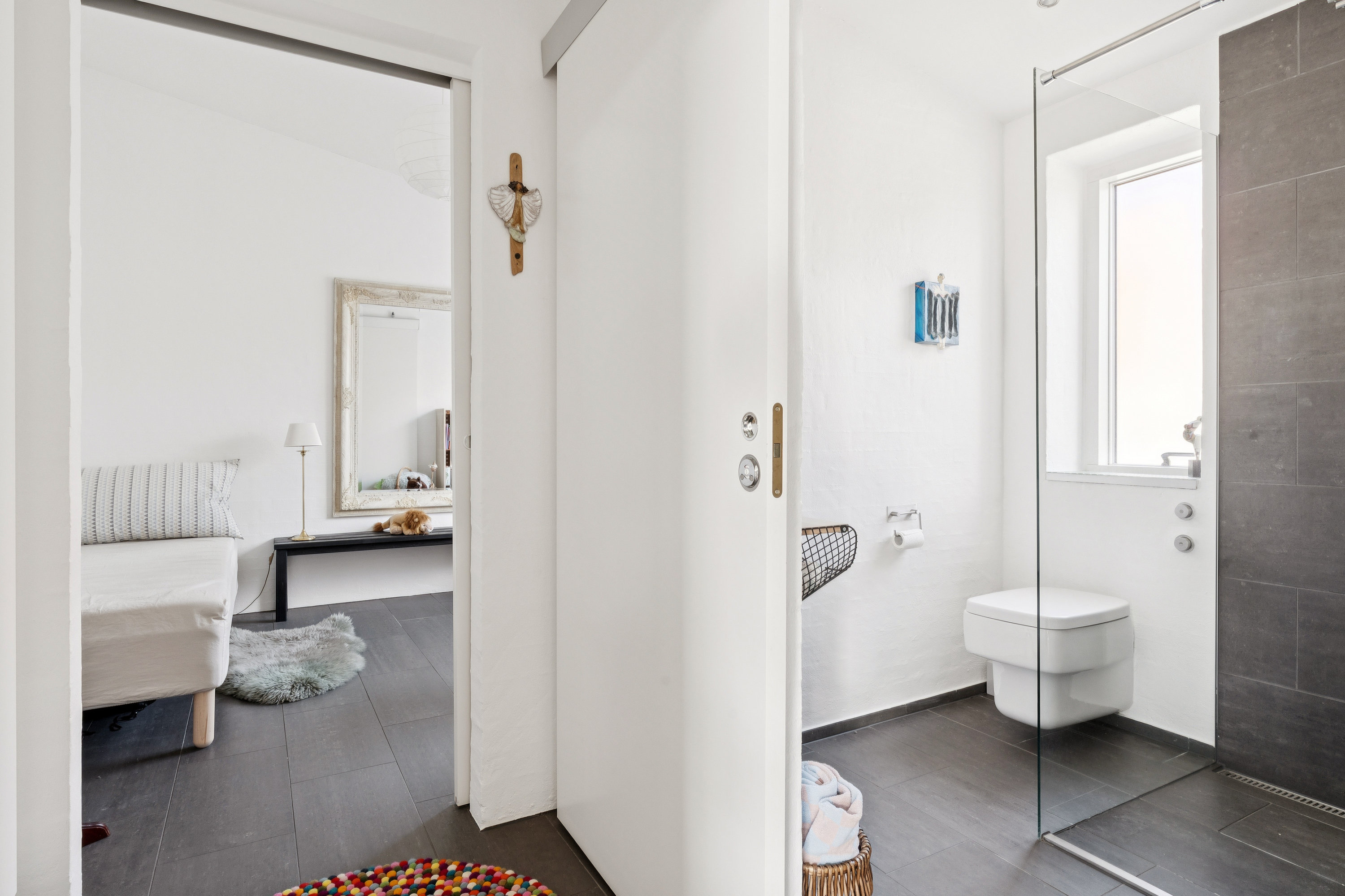 Fremhævet gang billede i fuldskærmstilstand. Billede af Vester Alle 2, 9520 Skørping