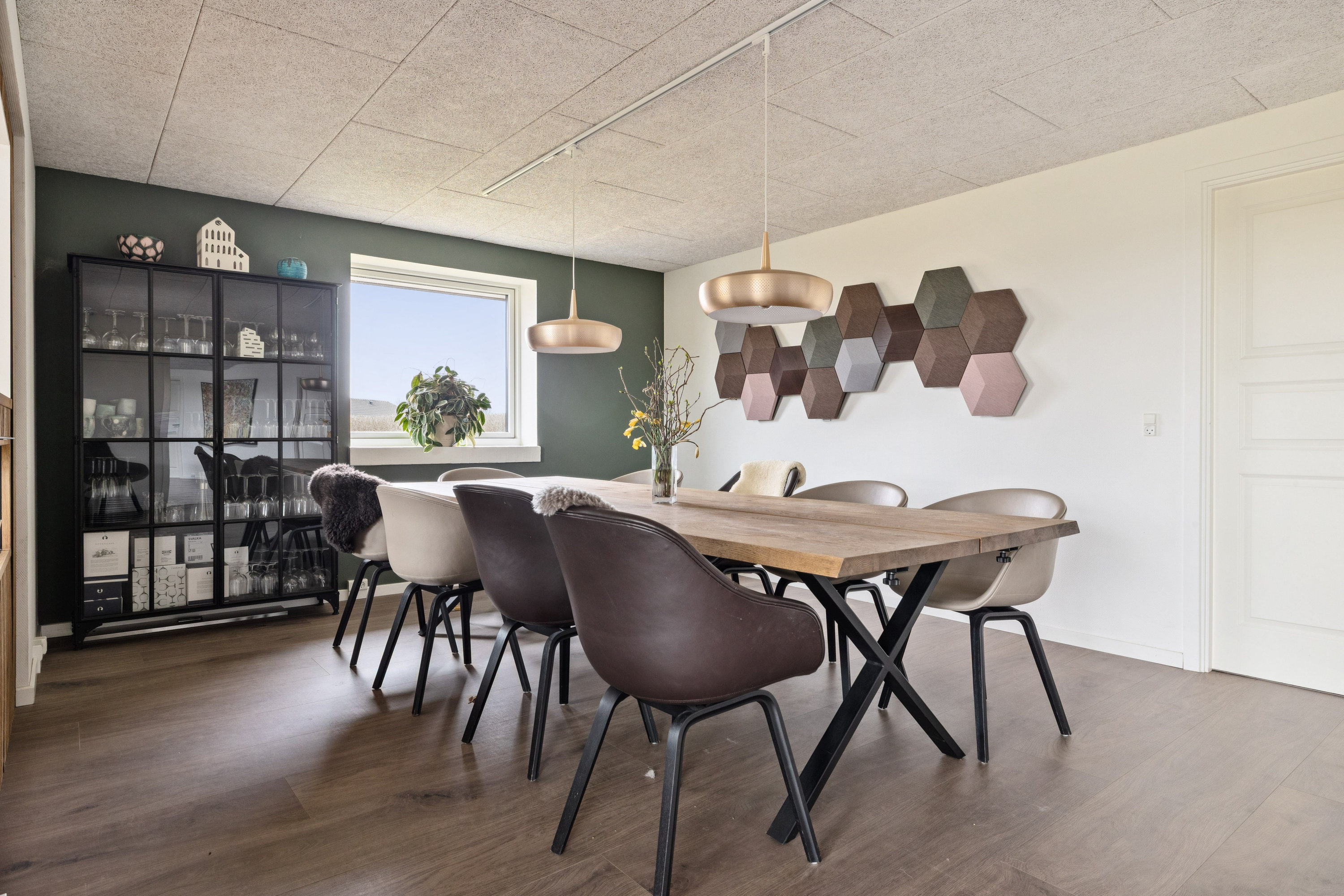 Fremhævet alrum billede i fuldskærmstilstand. Billede af Bavnehøjvej 2, Valsgård, 9500 Hobro