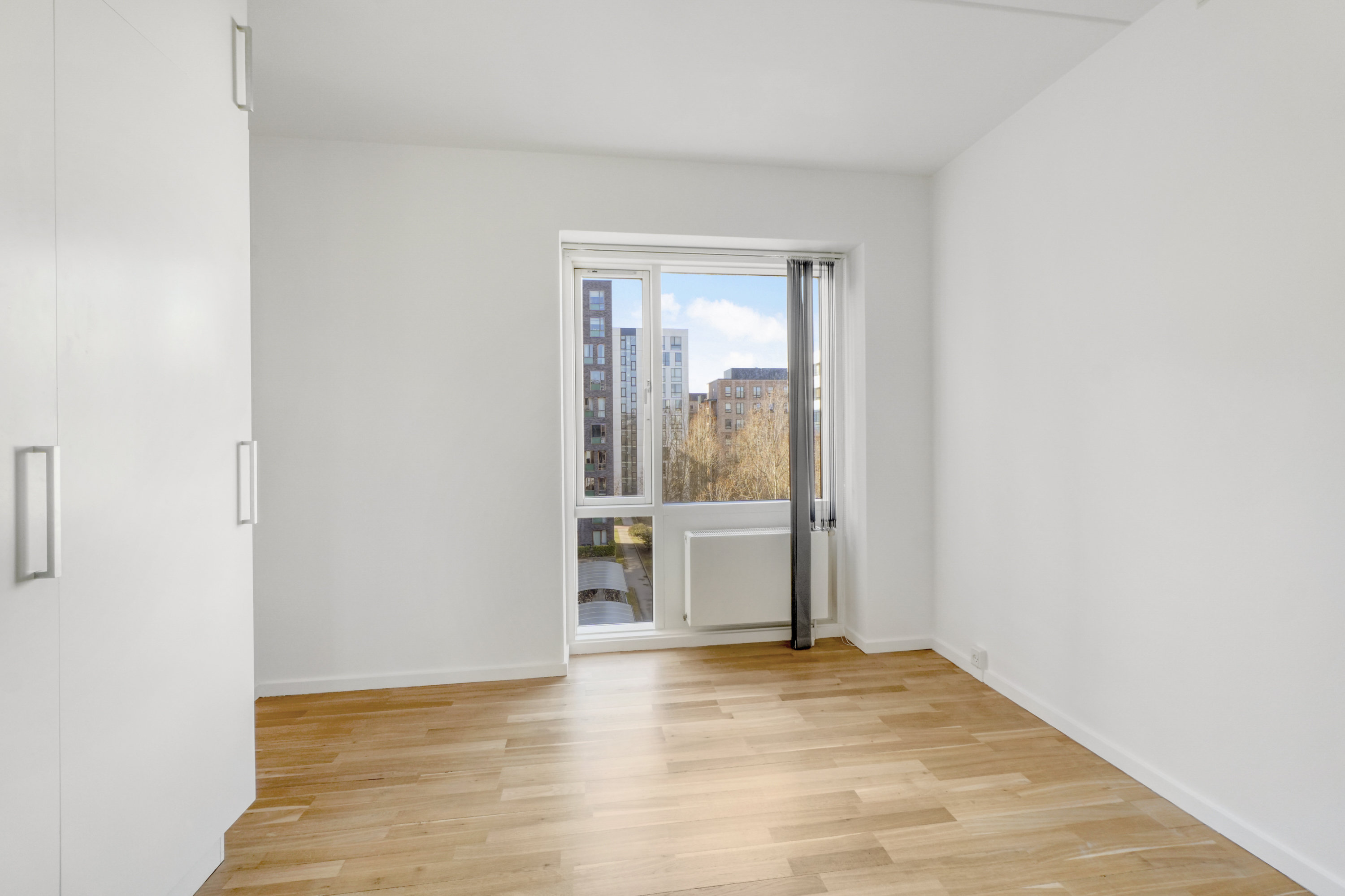 Fremhævet andet billede i fuldskærmstilstand. Billede af C.F. Møllers Allé 56, 4. tv., 2300 København S