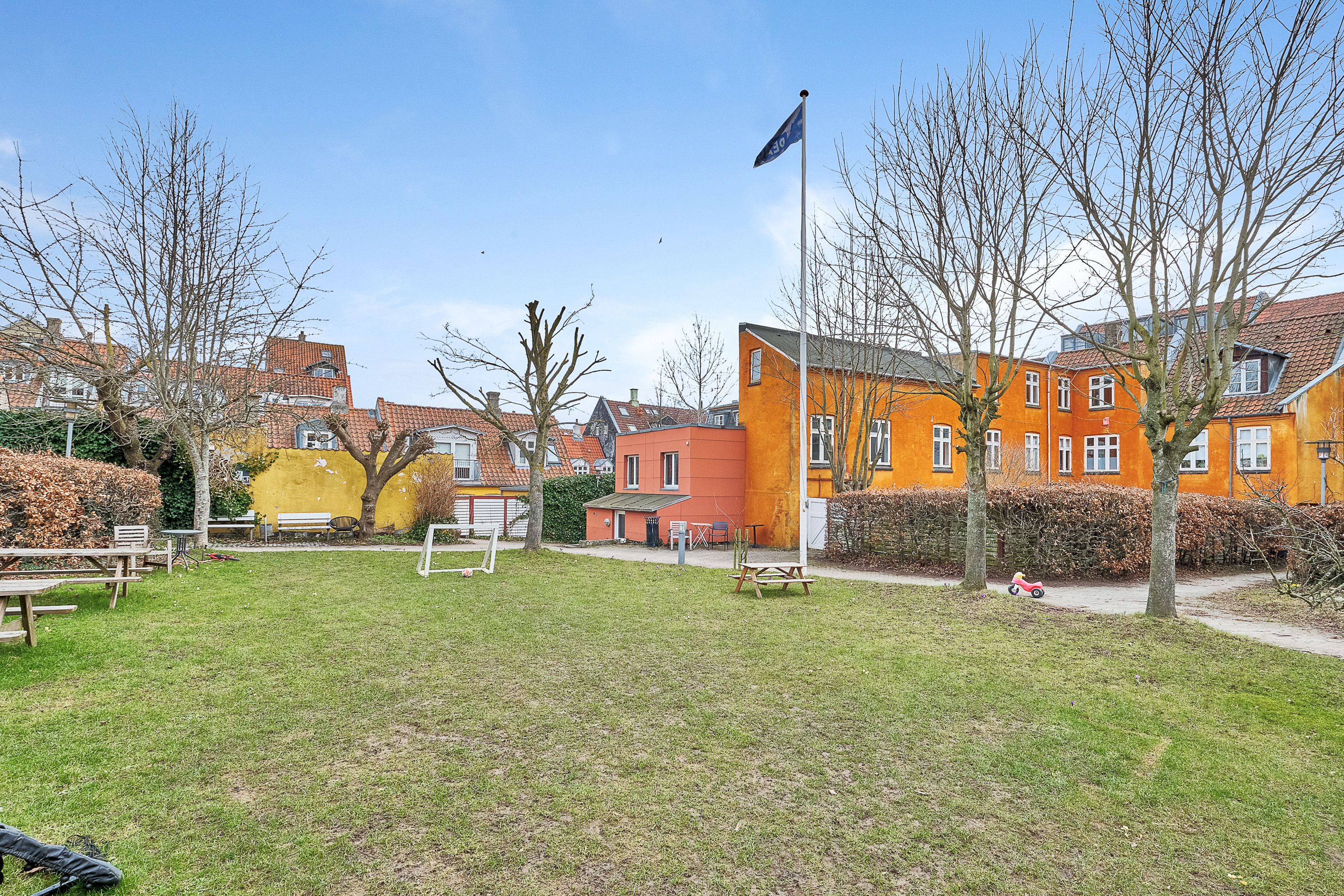 Fremhævet gårdhave billede i fuldskærmstilstand. Billede af Anholtsgade 6, 8000 Aarhus C