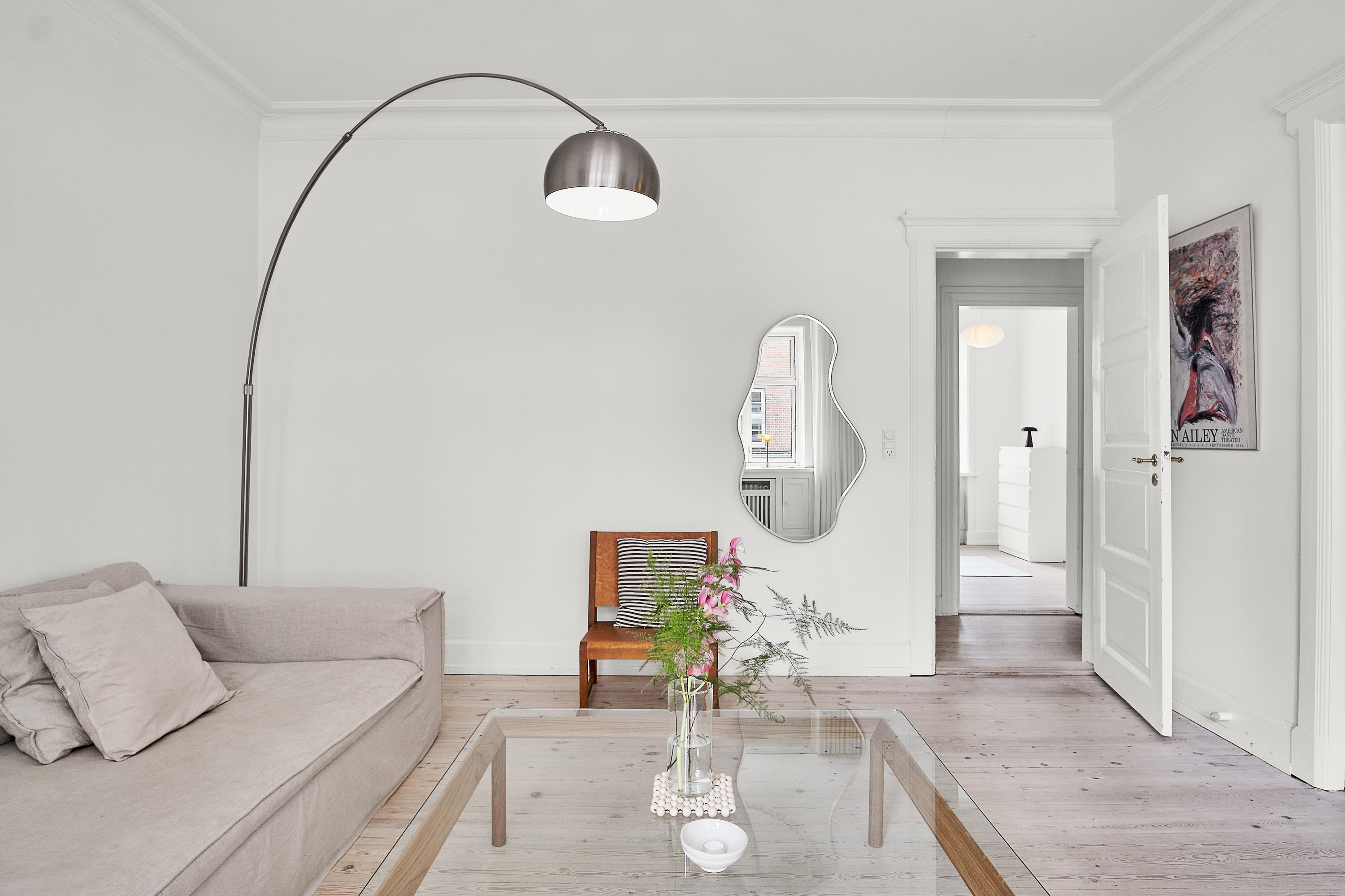 Fremhævet stue billede i fuldskærmstilstand. Billede af Mejlgade 72, 1. tv., 8000 Aarhus C