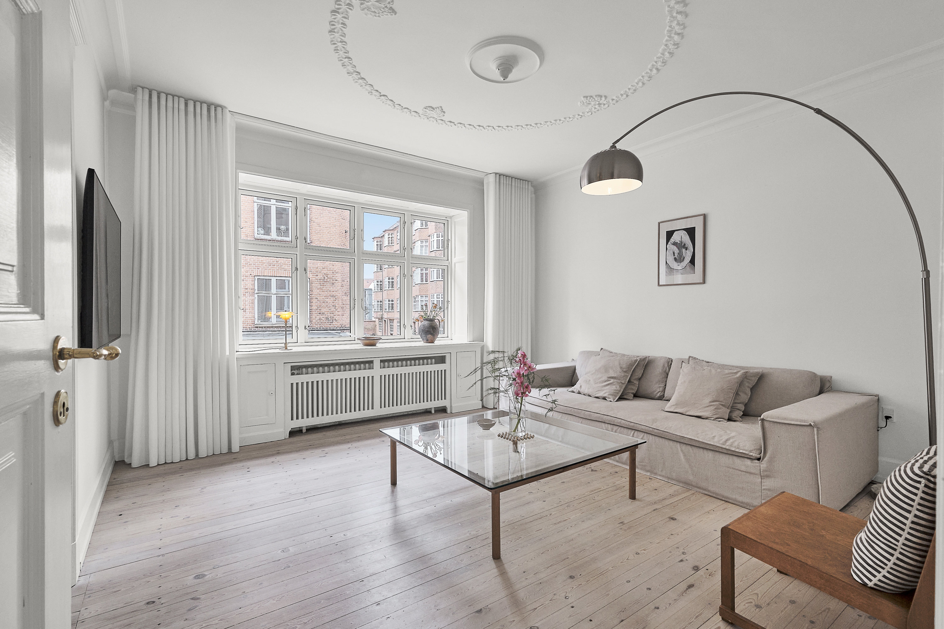 Fremhævet stue billede i fuldskærmstilstand. Billede af Mejlgade 72, 1. tv., 8000 Aarhus C