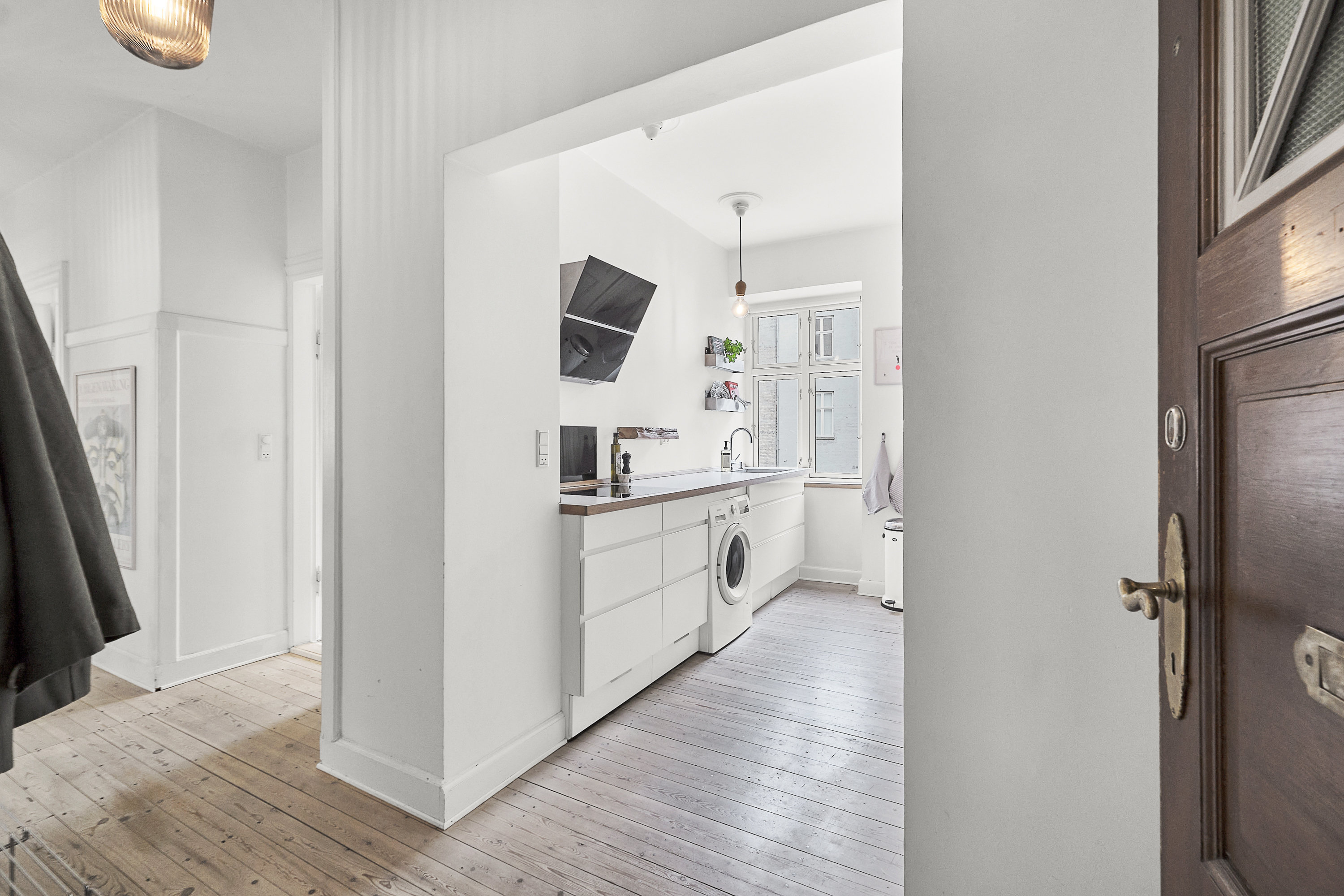 Fremhævet gang billede i fuldskærmstilstand. Billede af Mejlgade 72, 1. tv., 8000 Aarhus C