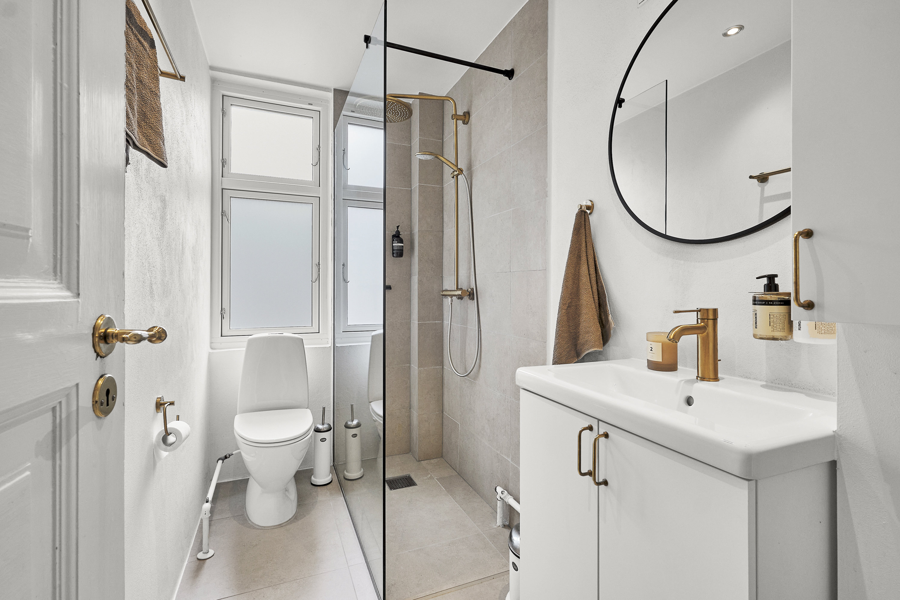 Fremhævet badeværelse billede i fuldskærmstilstand. Billede af Mejlgade 72, 1. tv., 8000 Aarhus C