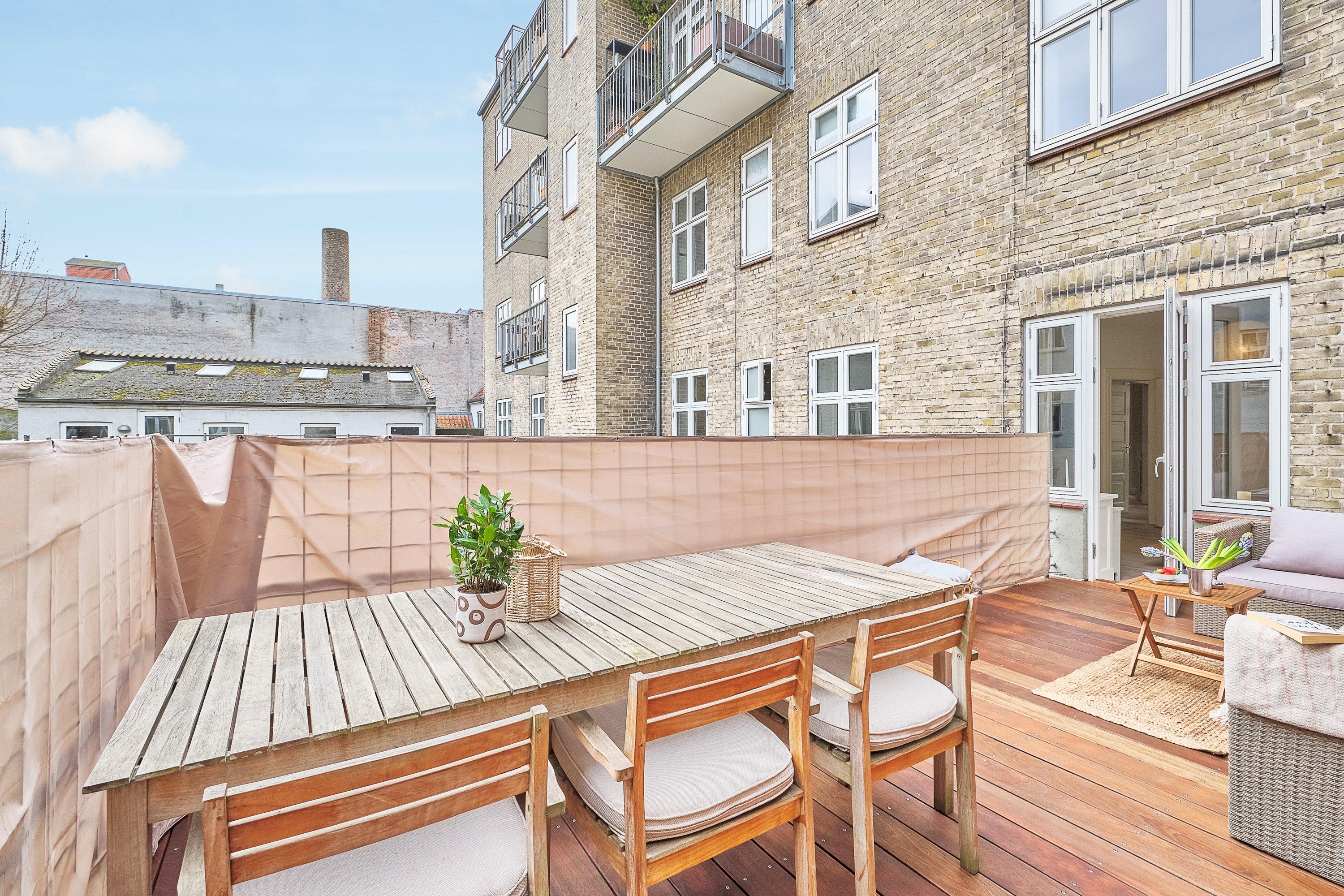 Fremhævet altan billede i fuldskærmstilstand. Billede af Mejlgade 72, 1. tv., 8000 Aarhus C