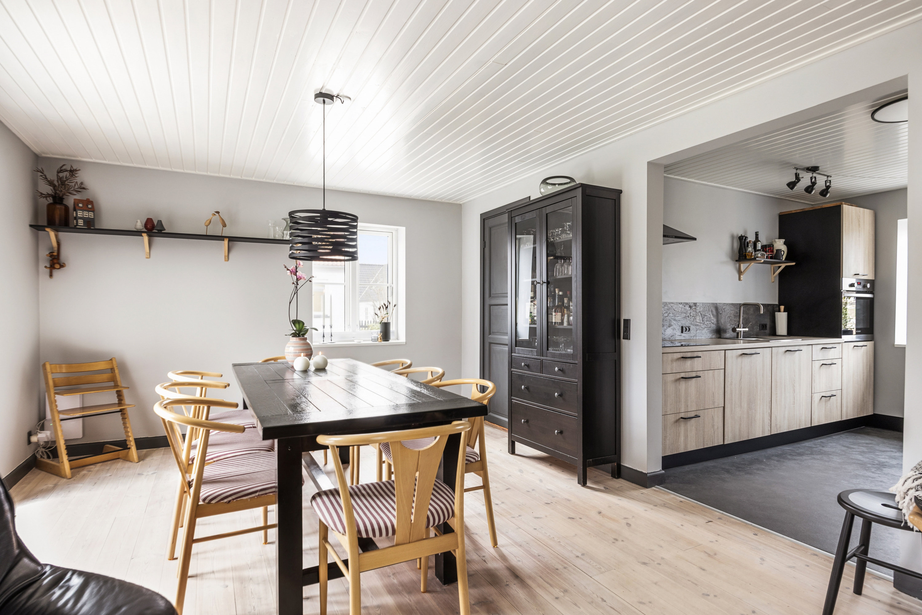 Fremhævet alrum billede i fuldskærmstilstand. Billede af Allingdamvej 101, Asdal, 9850 Hirtshals