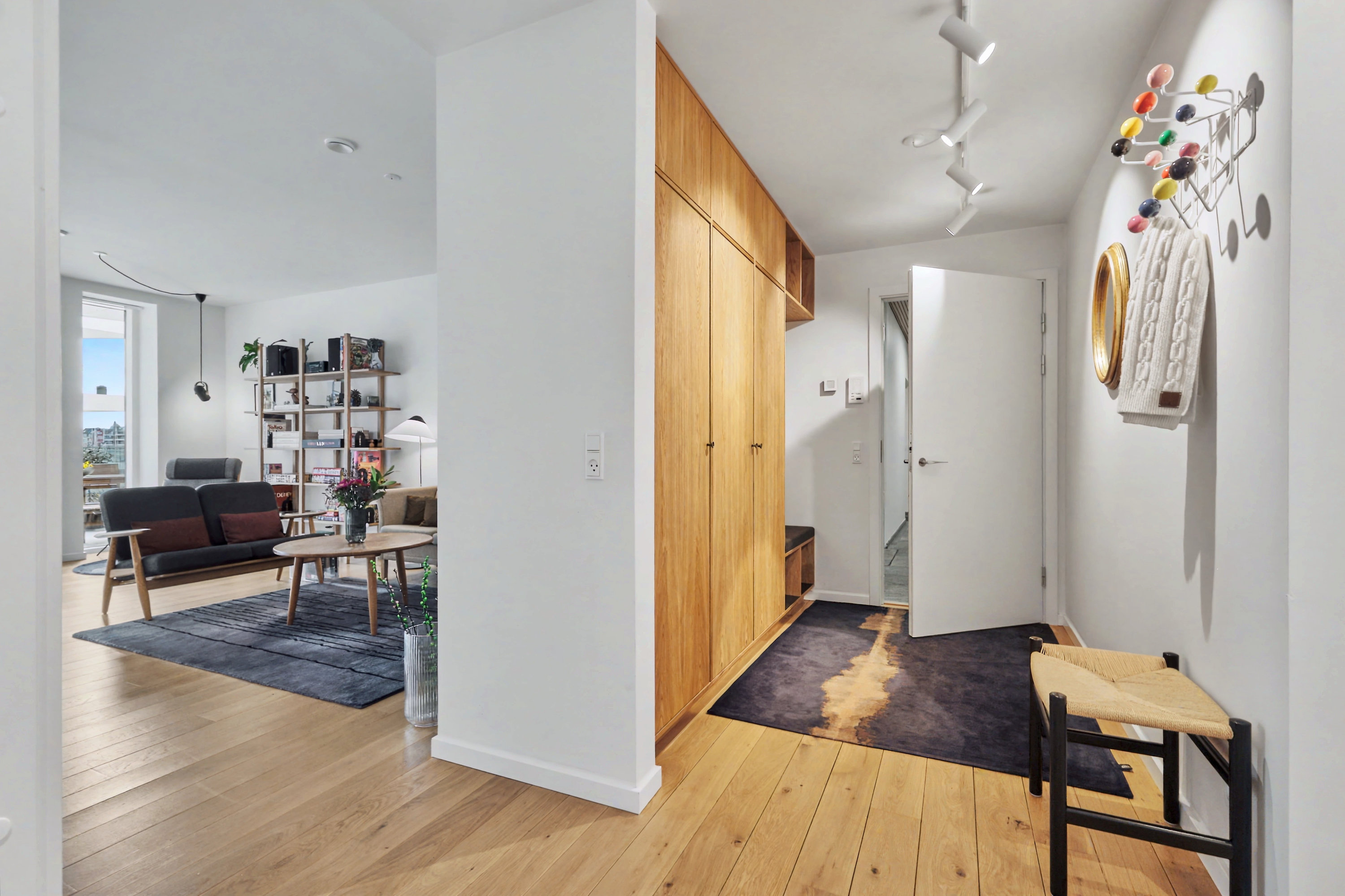 Fremhævet gang billede i fuldskærmstilstand. Billede af Esther Aggebos Gade 34, 1. th., 8000 Aarhus C