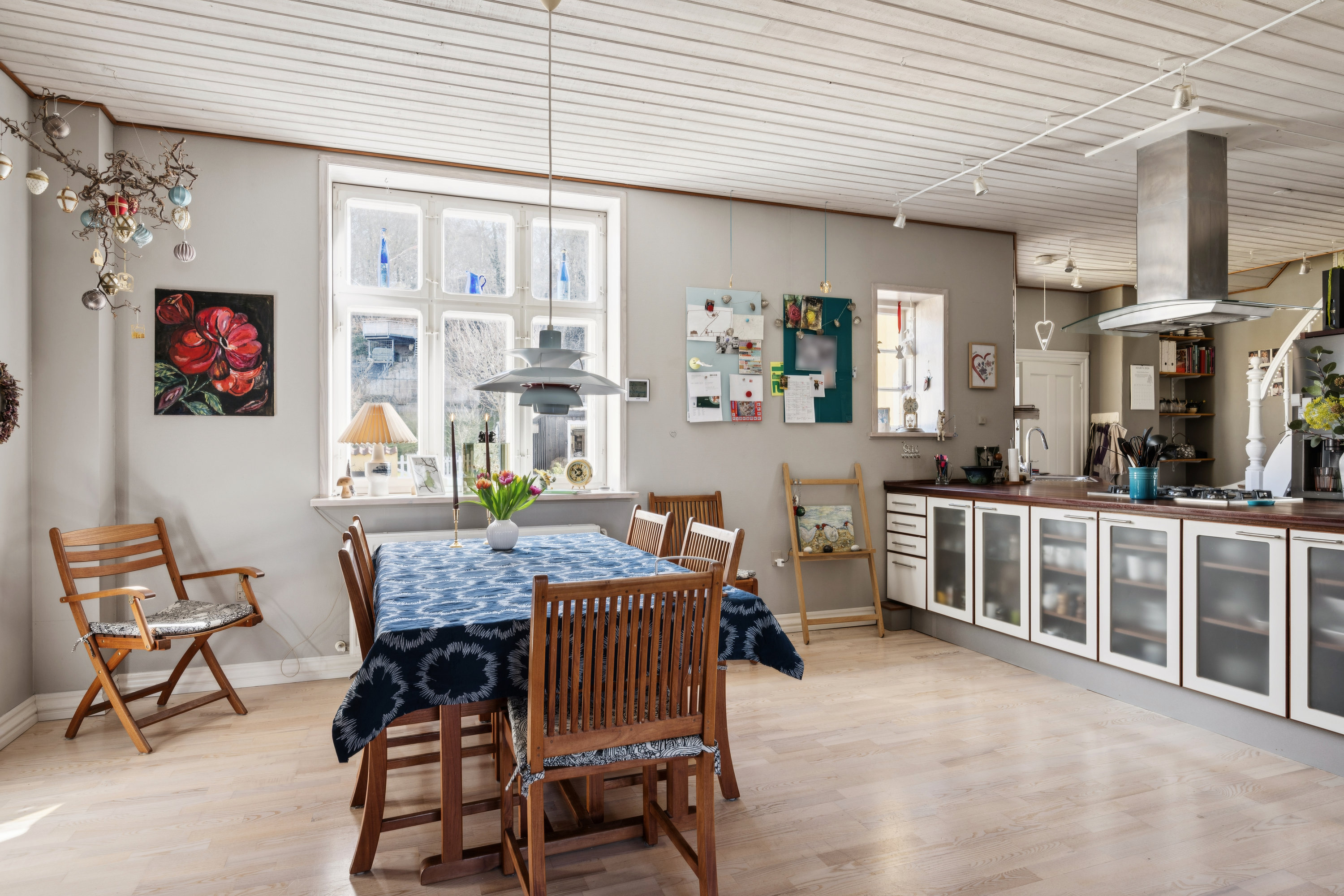 Fremhævet stue billede i fuldskærmstilstand. Billede af Søndergade 25, 8400 Ebeltoft