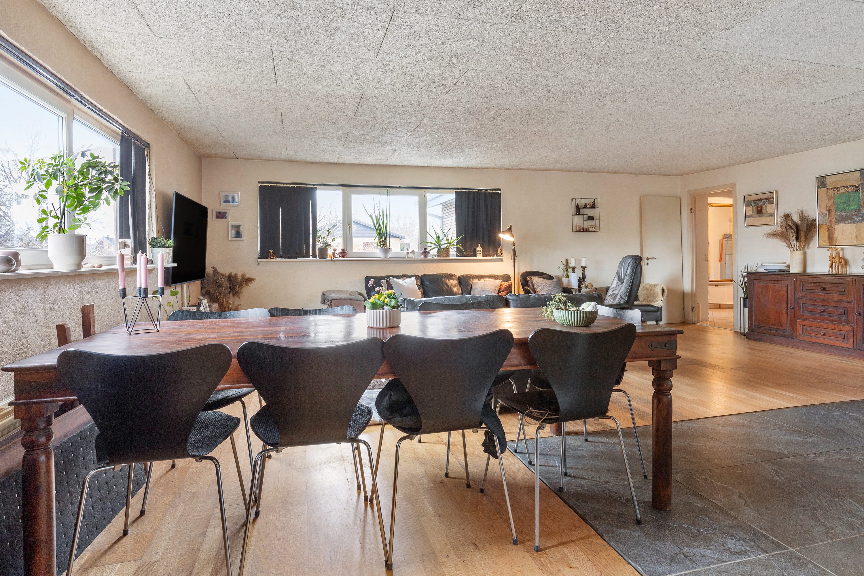 Fremhævet stue billede i fuldskærmstilstand. Billede af Diget 5, 9460 Brovst