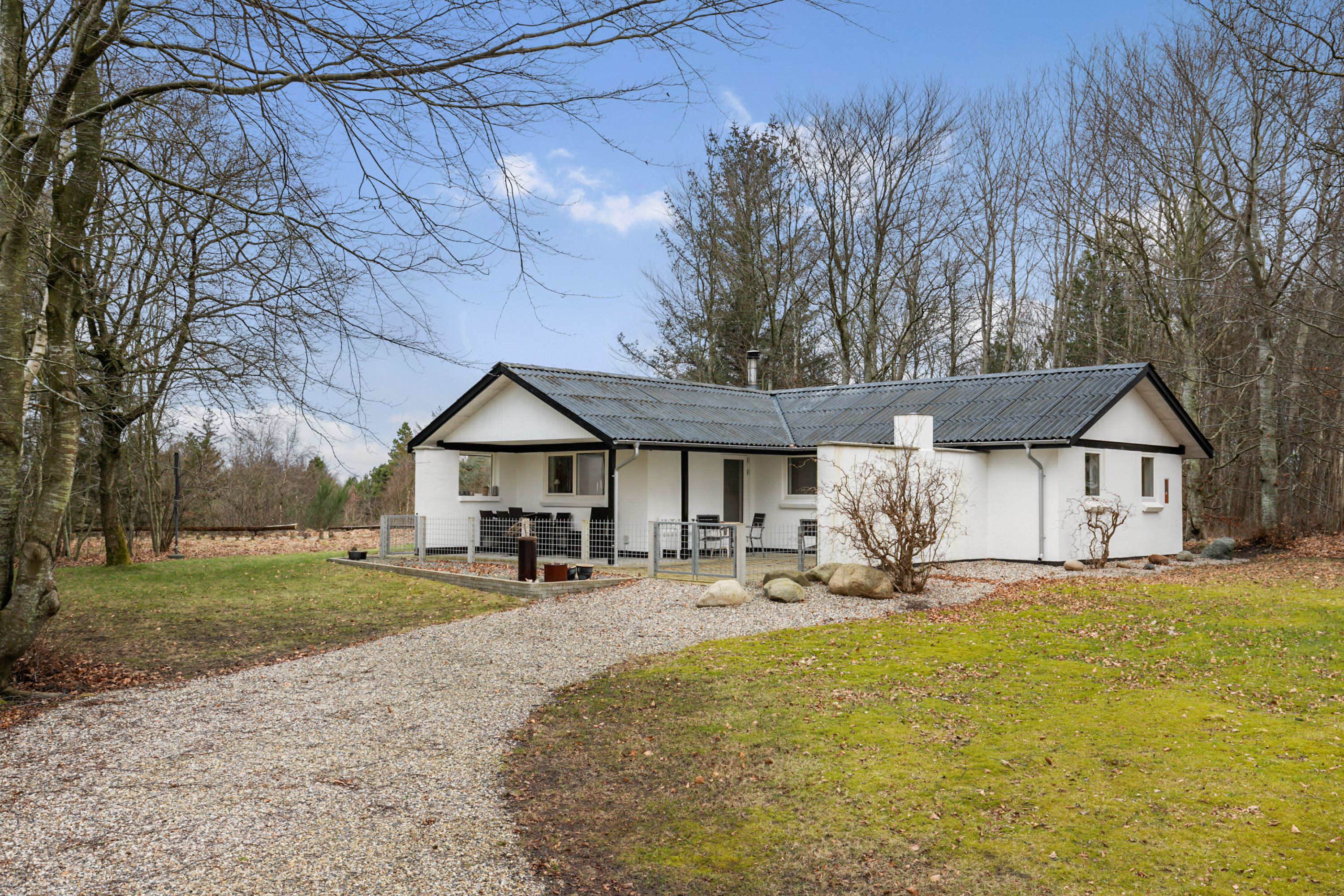 Fremhævet facade billede i fuldskærmstilstand. Billede af Mariesvej 55, Trend, 9670 Løgstør