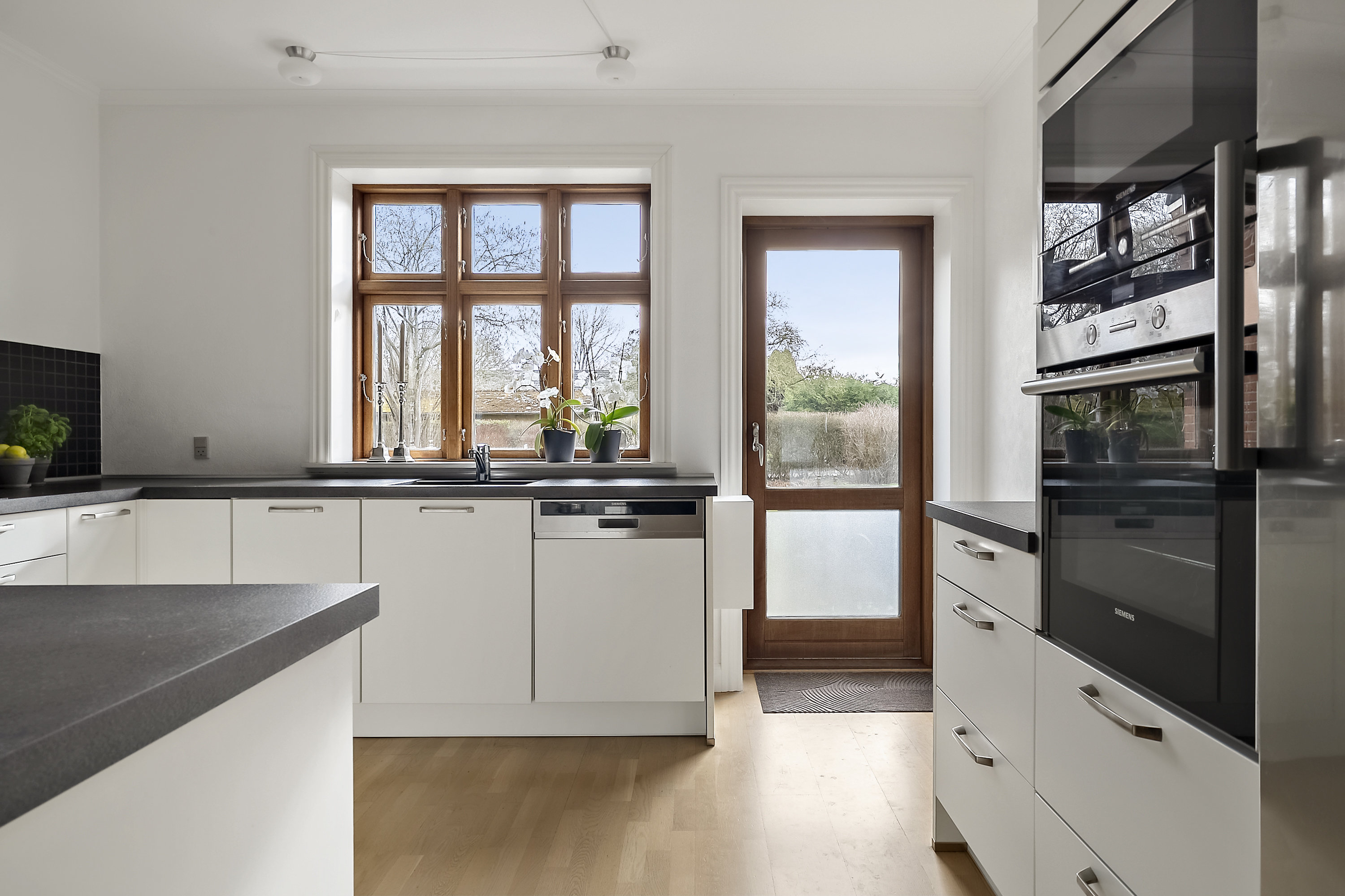 Fremhævet køkken billede i fuldskærmstilstand. Billede af Bojsensvej 1, 8751 Gedved