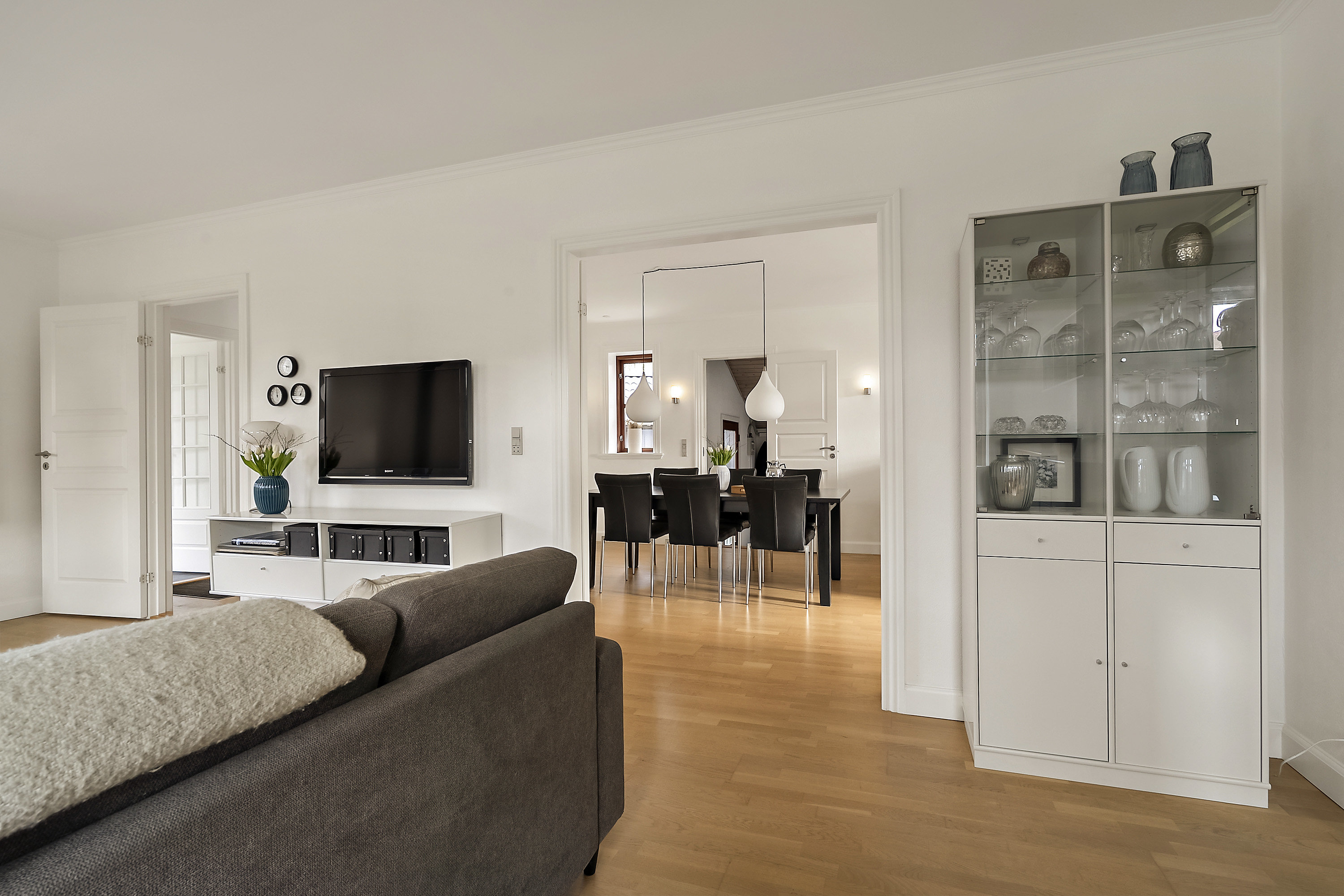 Fremhævet stue billede i fuldskærmstilstand. Billede af Bojsensvej 1, 8751 Gedved