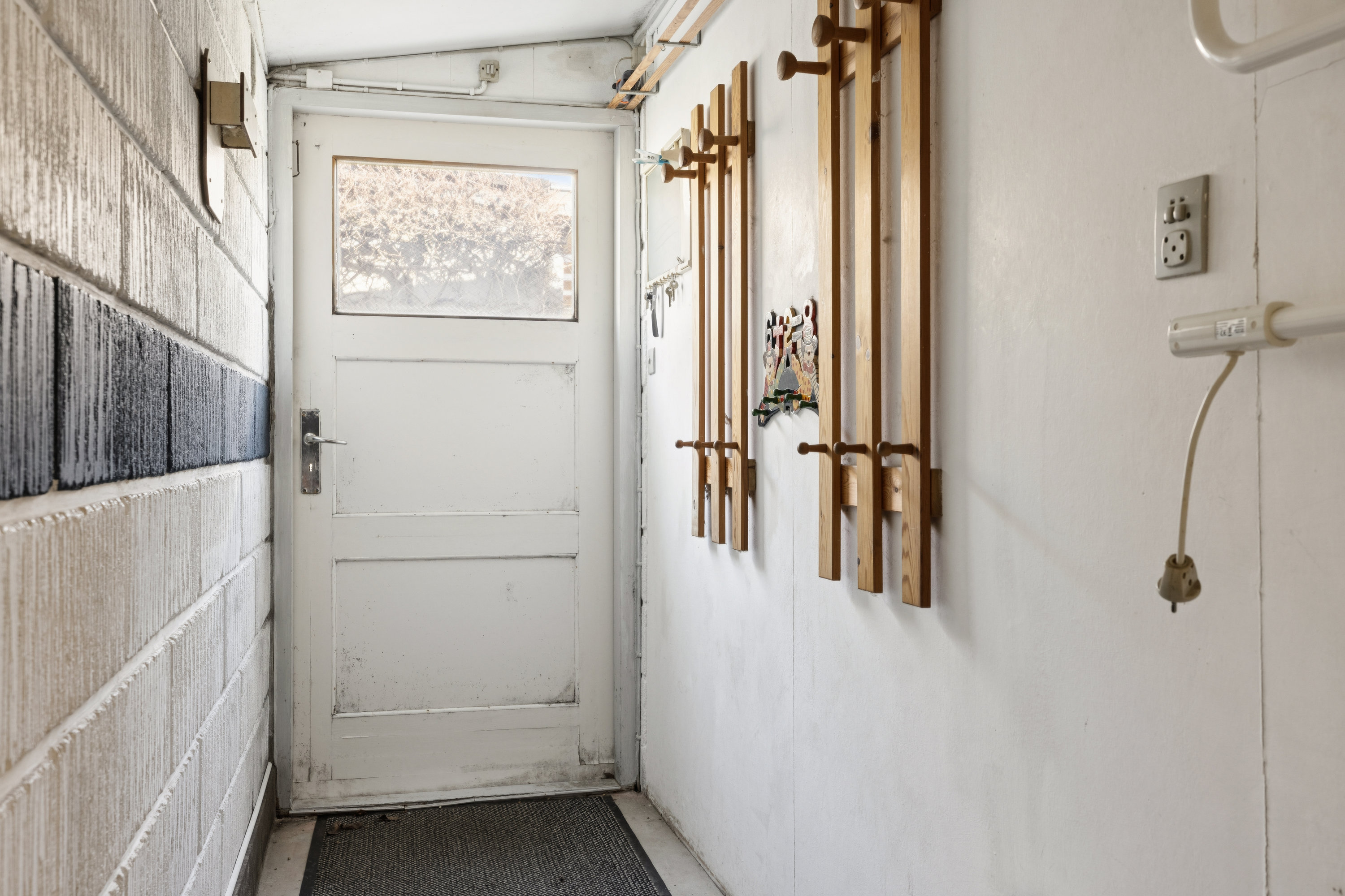 Fremhævet gang billede i fuldskærmstilstand. Billede af Blomstervænget 10, 5610 Assens