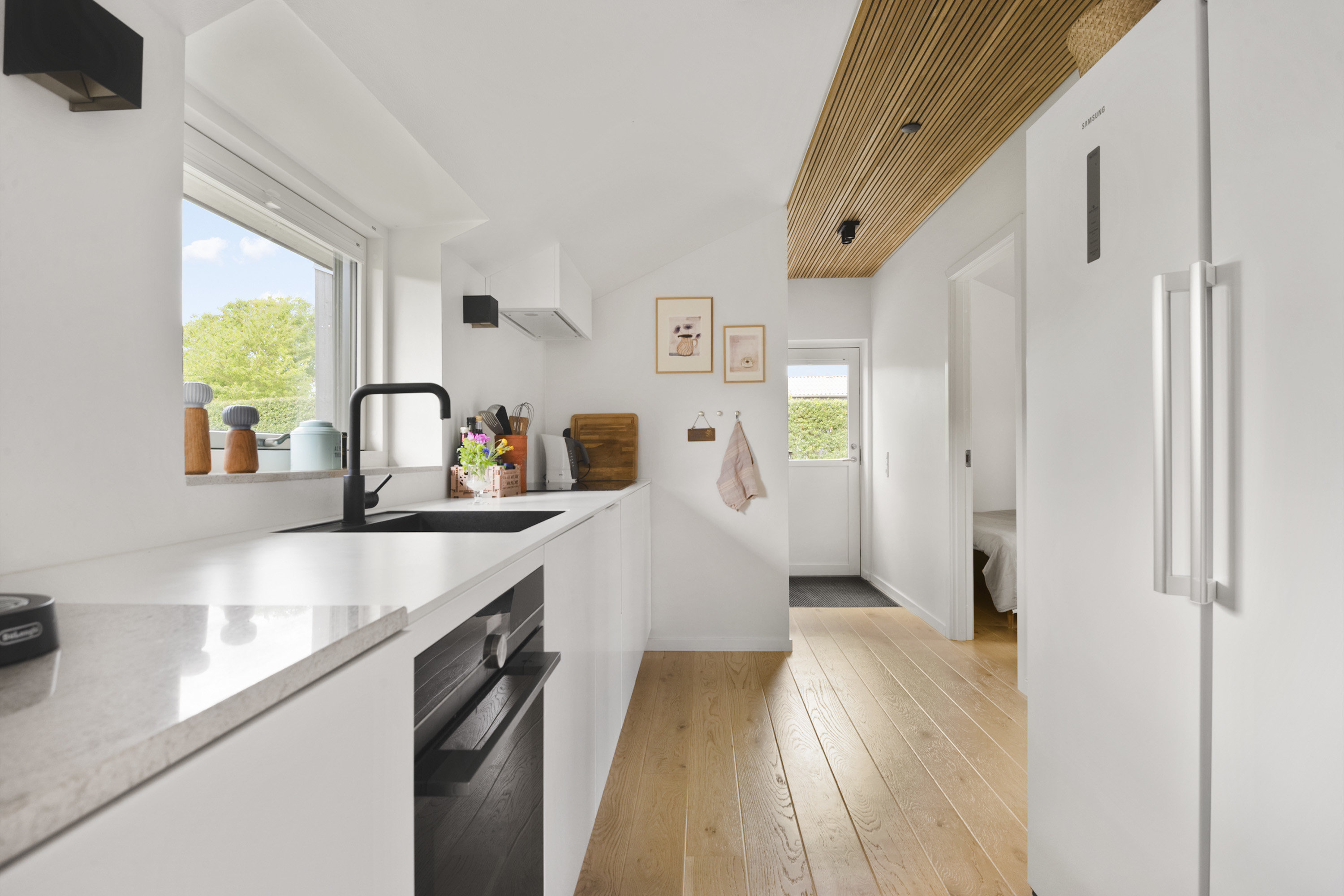 Fremhævet køkken billede i fuldskærmstilstand. Billede af Vorbækvej 27, Saksild Str, 8300 Odder