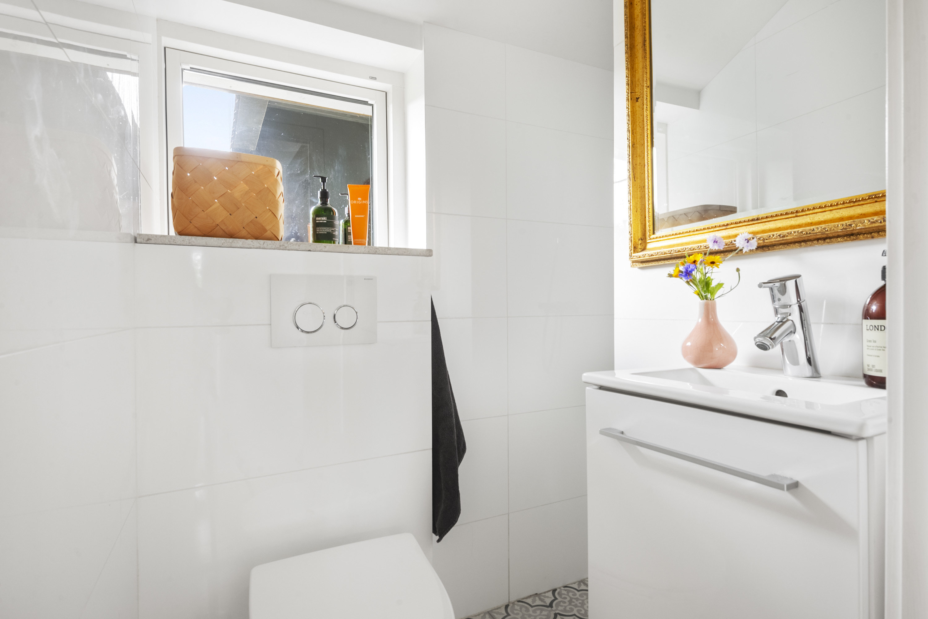 Fremhævet badeværelse billede i fuldskærmstilstand. Billede af Vorbækvej 27, Saksild Str, 8300 Odder