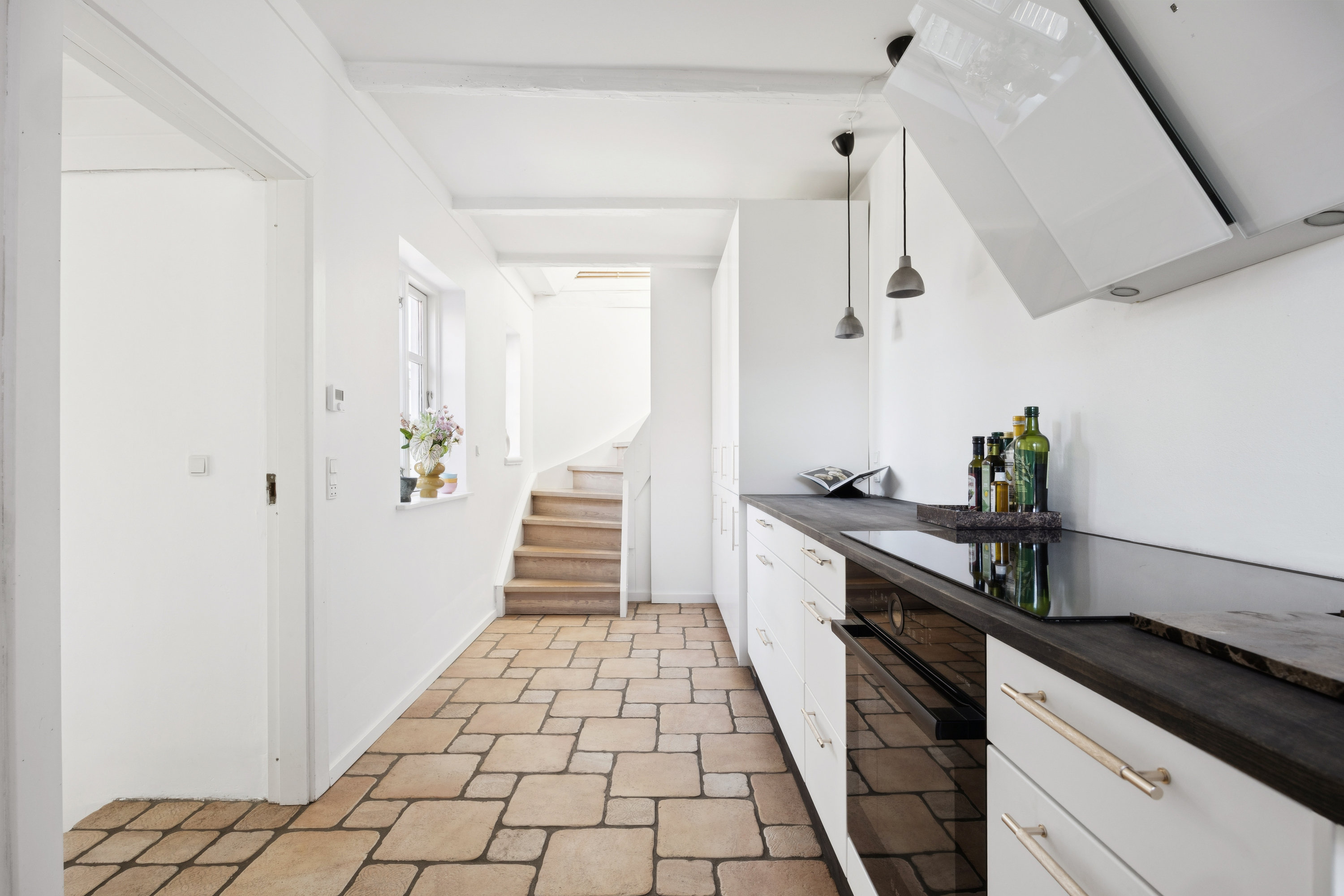 Fremhævet køkken billede i fuldskærmstilstand. Billede af Stevnsbovej 48, 4600 Køge