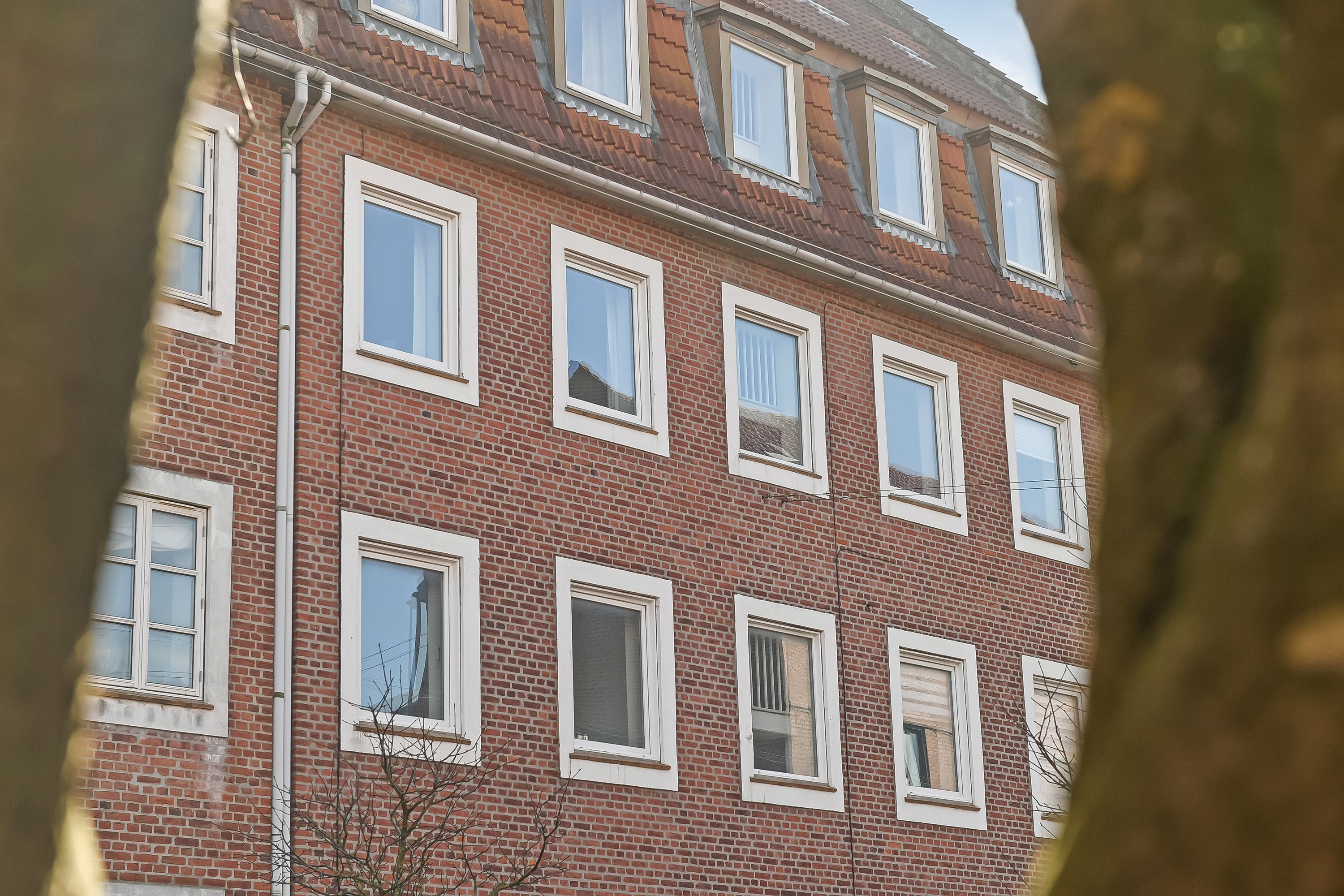 Fremhævet andet billede i fuldskærmstilstand. Billede af Peder Skrams Gade 5, 2. tv., 6700 Esbjerg