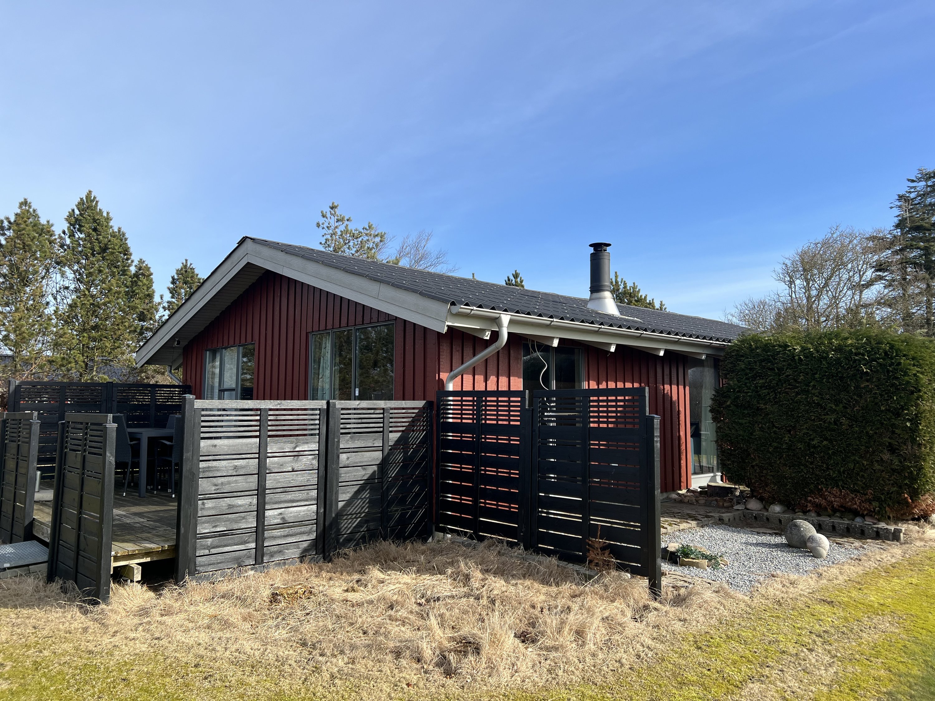 Fremhævet facade billede i fuldskærmstilstand. Billede af Sivvænget 44, Stauning, 6900 Skjern