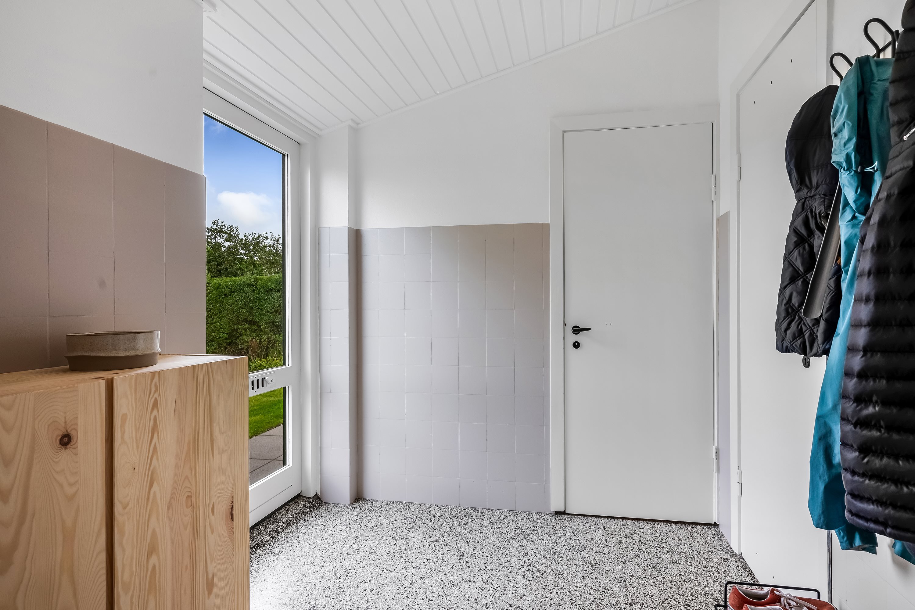 Fremhævet baggang billede i fuldskærmstilstand. Billede af Klitrosevej 31, 7500 Holstebro