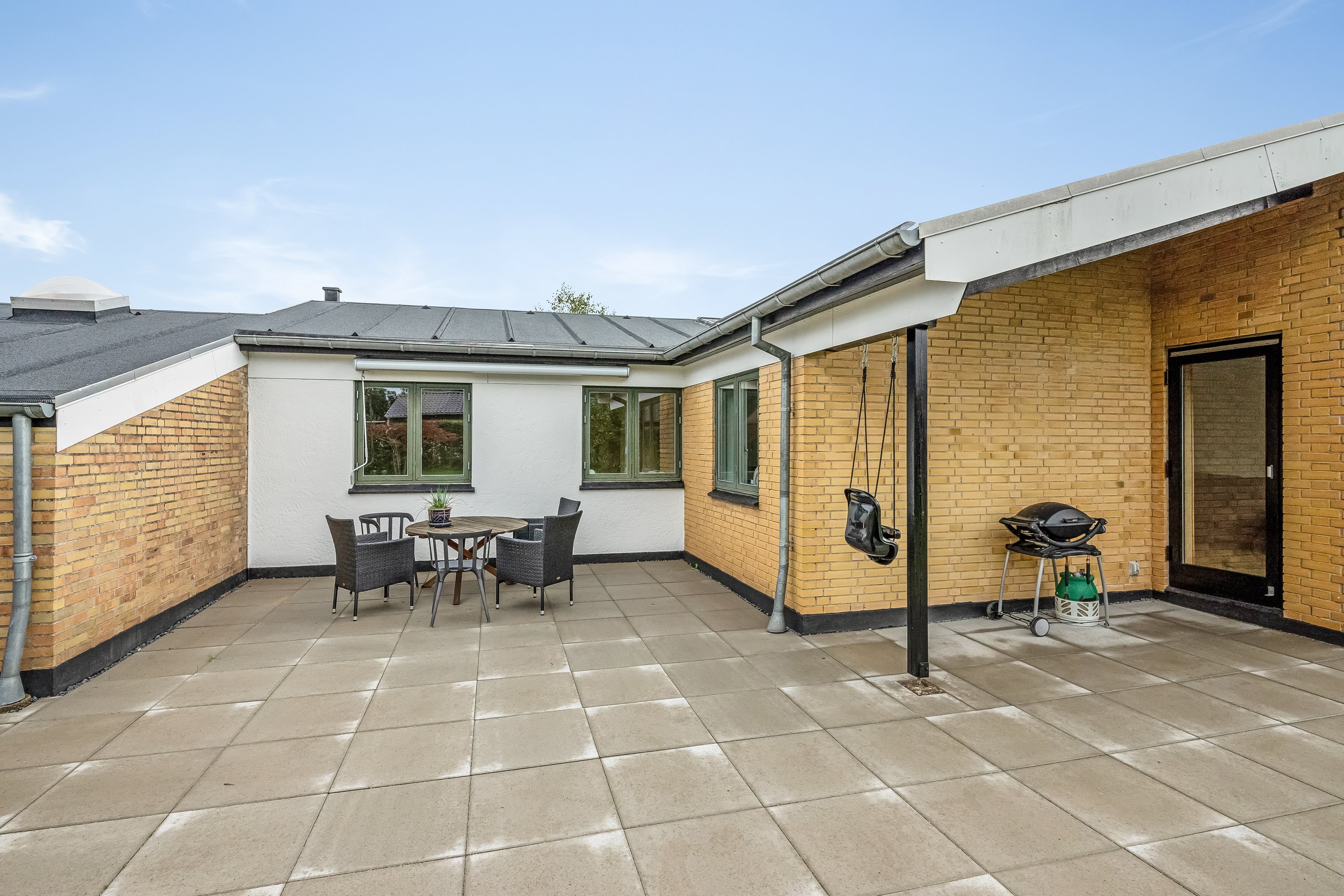 Fremhævet terrasse billede i fuldskærmstilstand. Billede af Klitrosevej 31, 7500 Holstebro